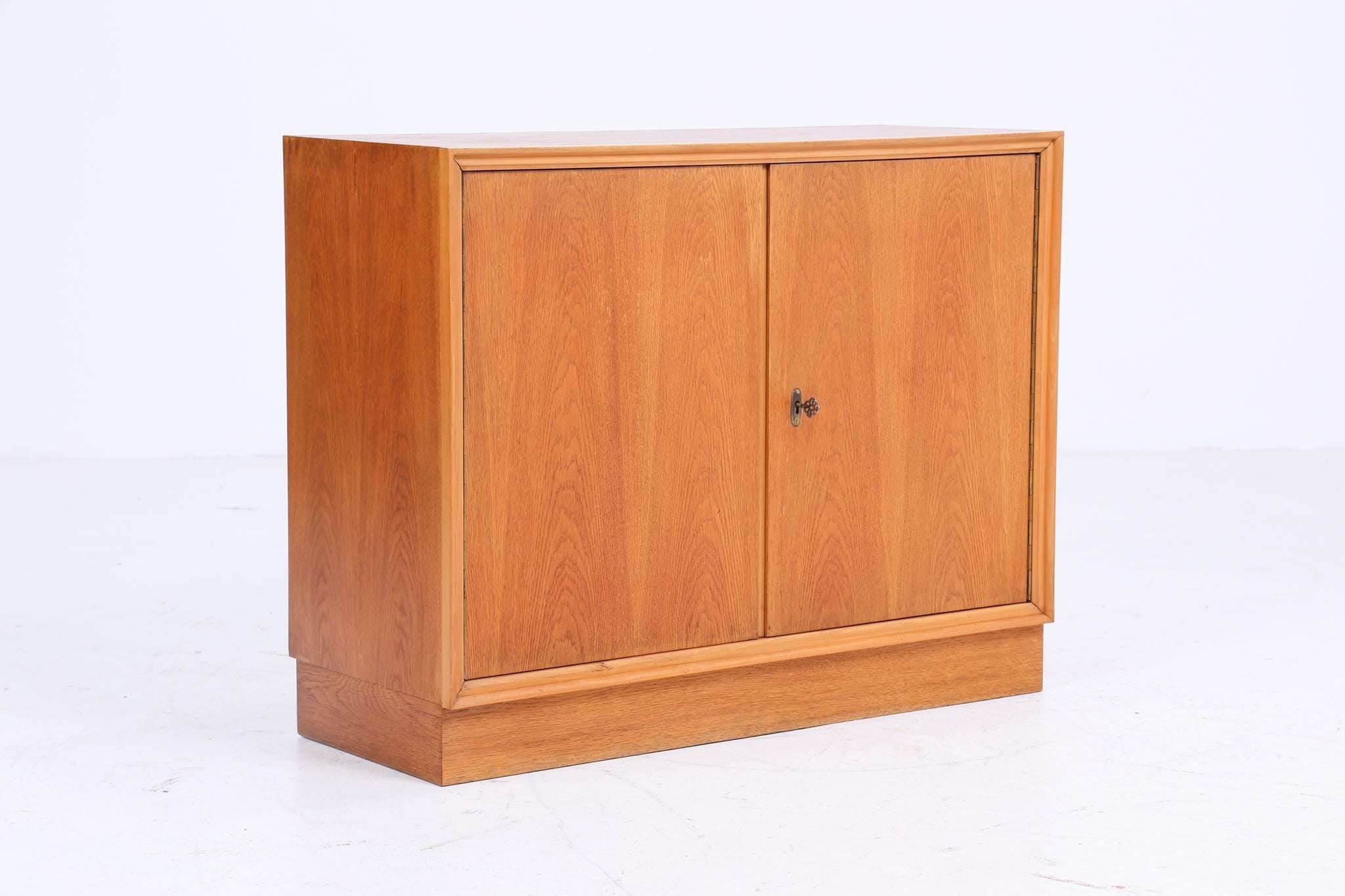 Vintage Kommode aus den 60er Jahre | Mid Century Schrank Retro | Aufbewahrung Eiche Holz