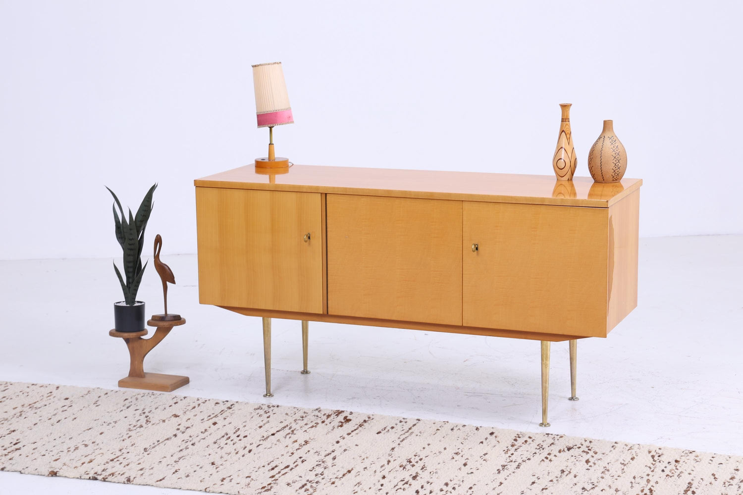 Vintage Kommode 60er Jahre | Mid Century TV Board Hochglanz Sideboard Retro | mit diversen Fächern | Aufbewahrung Holz