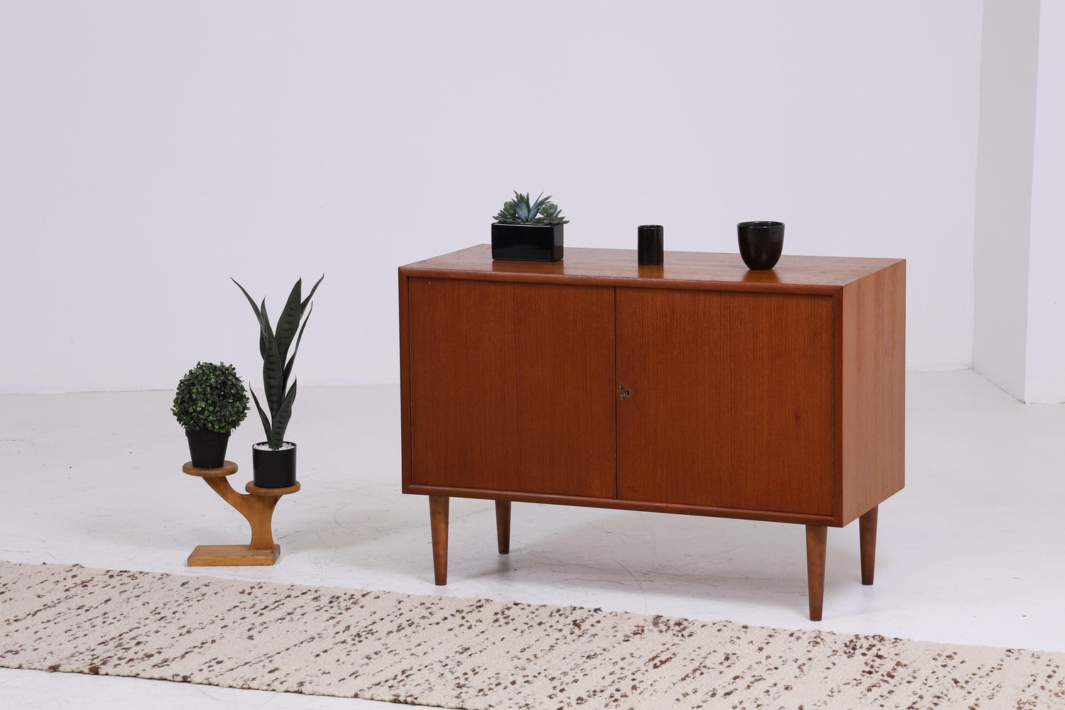 WK Teak Kommode | Mid Century Schrank  | Vintage Kommode Retro Schuhschrank Flur Holz