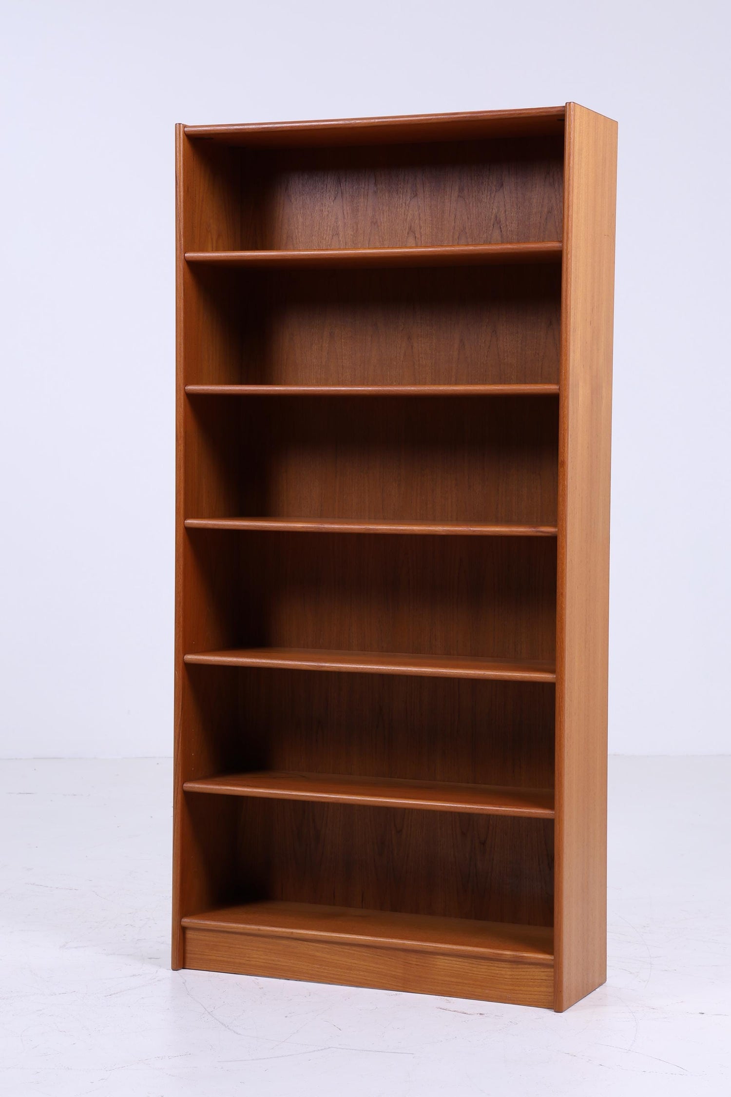 Teak Holz Bücherregal 60er Jahre | Vintage Regal Schmal | Mid Century Retro Aufbewahrung 1/2