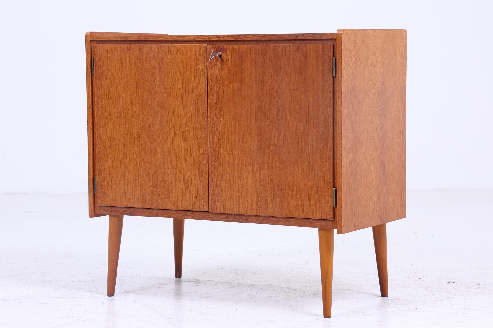 Retro sold Vintage Sideboard Schrank Mid Century Kommode Schuhschrank