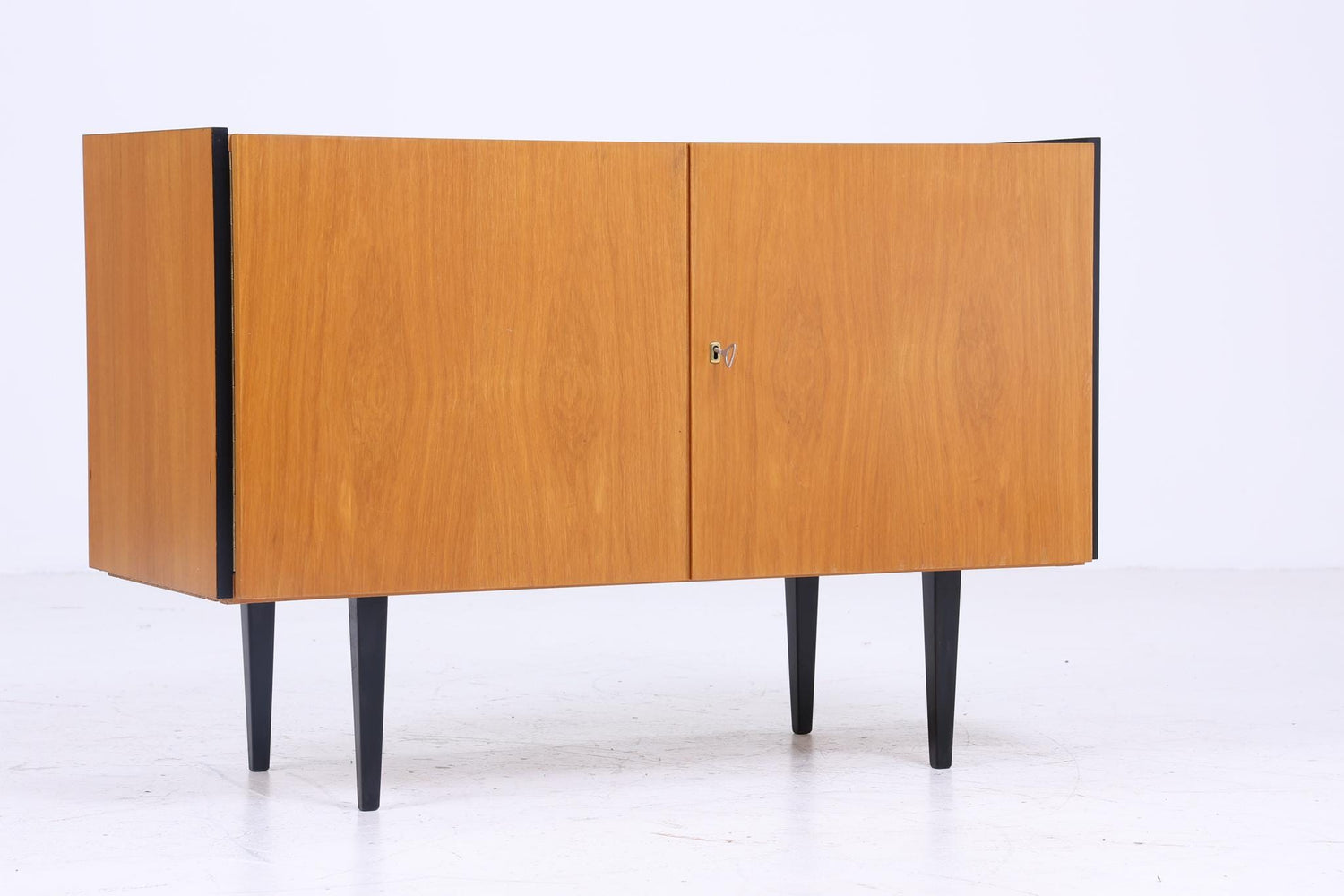 Wunderschöne Vintage Kommode 60er | Mid Century Schrank | Kleines Sideboard Retro Holz Aufbewahrung 1/2