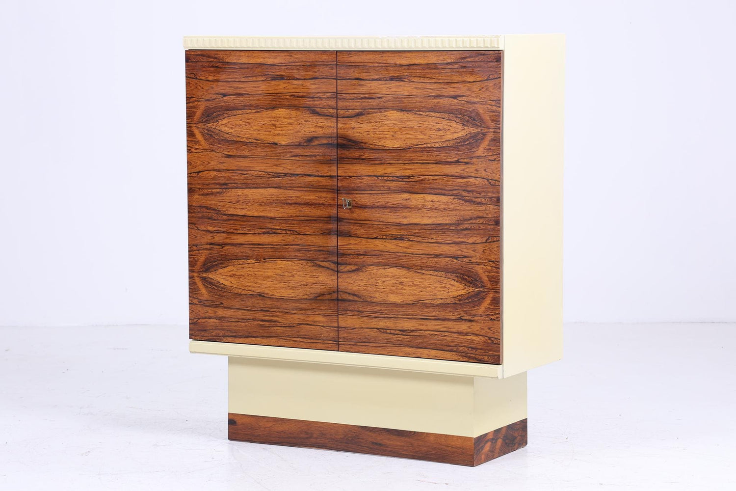 Vintage Palisander Fächerschrank 70er Jahre | Mid Century Wäscheschrank Schrank Retro Holz Aufbewahrung