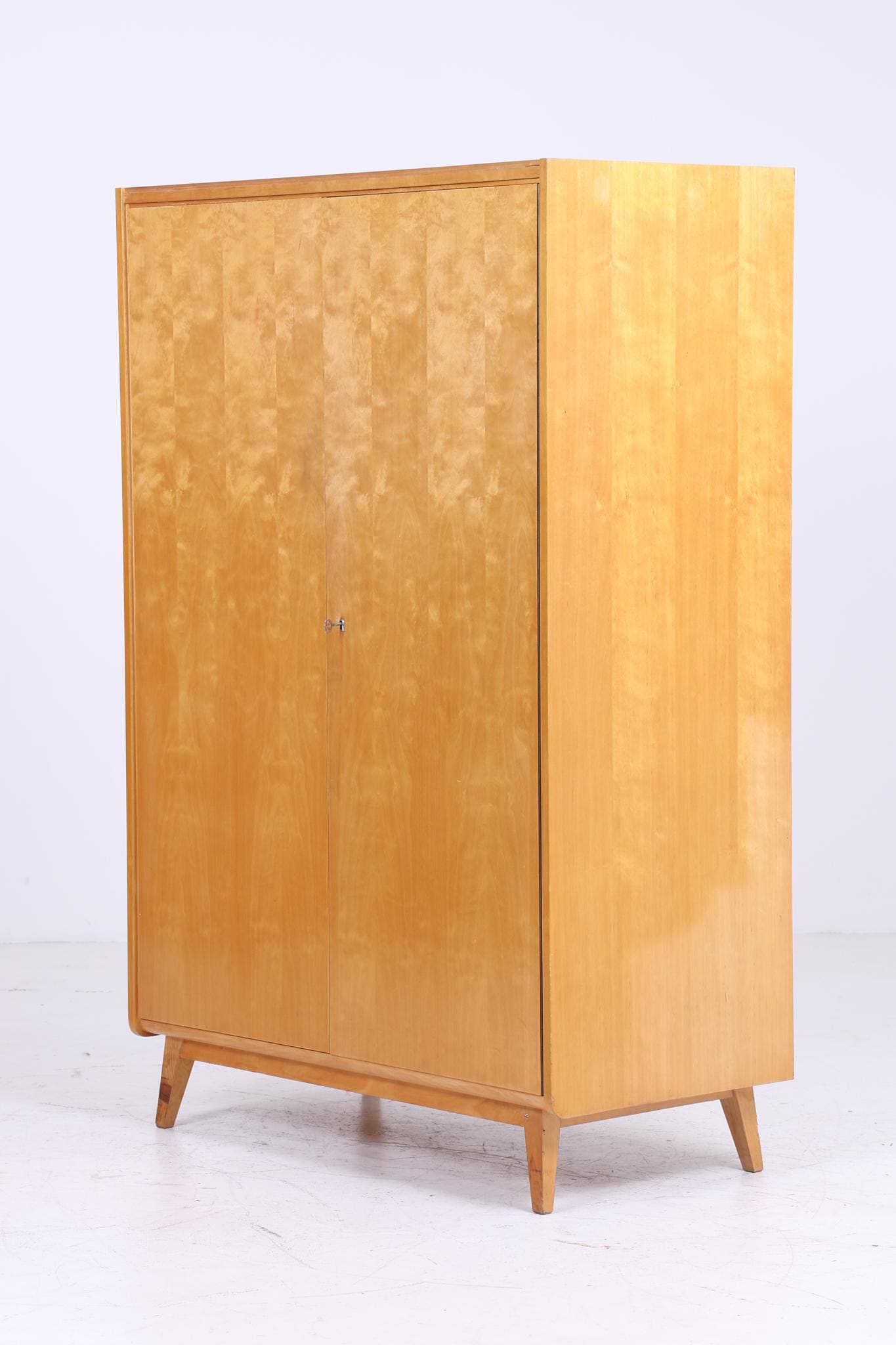 Vintage Kleiderschrank | Mid Century Wäscheschrank | 60er Jahre Schrank | mit Kleiderstange 2/2