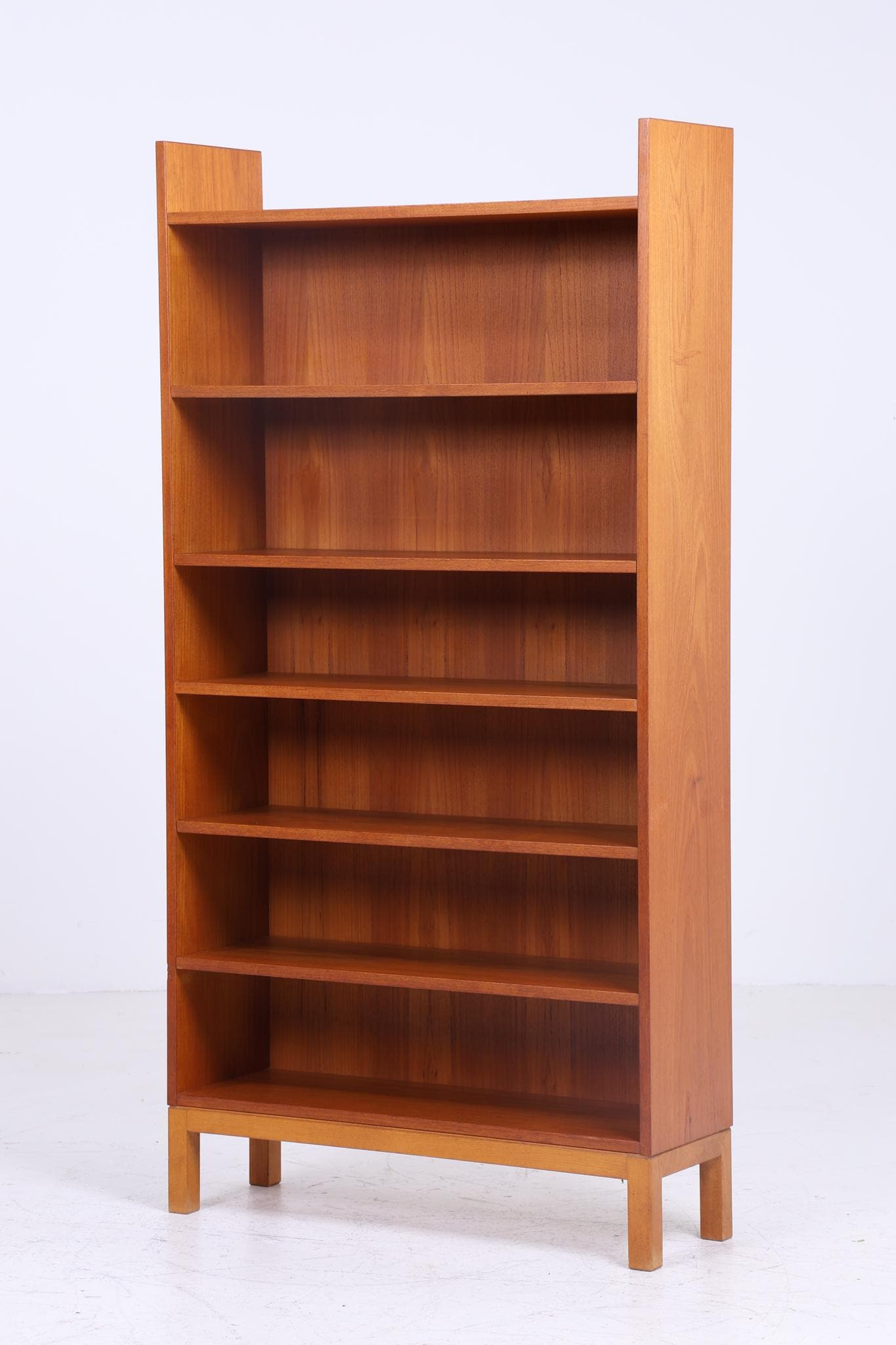 Teak Holz Bücherregal 60er Jahre | Vintage Regal | Mid Century Massiv Holz Retro Aufbewahrung