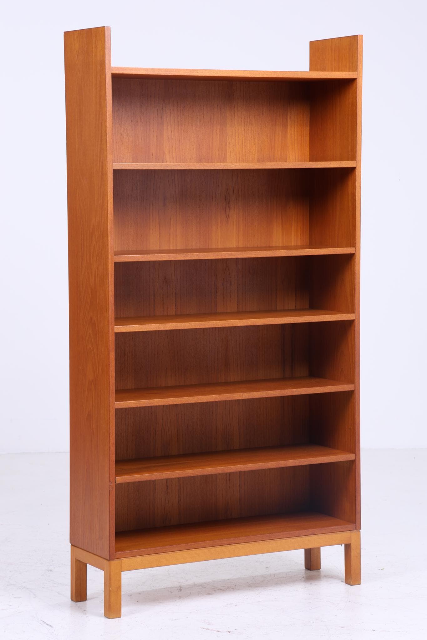 Teak Holz Bücherregal 60er Jahre | Vintage Regal | Mid Century Massiv Holz Retro Aufbewahrung