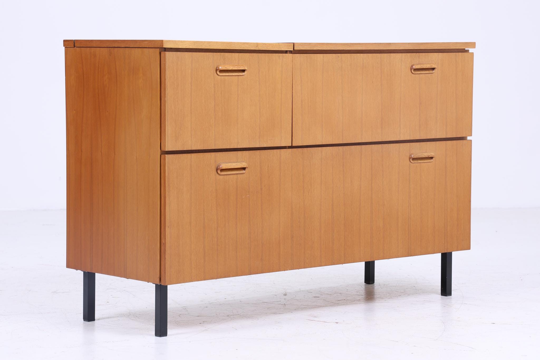 Zeitlose Vintage Kommode 60er | Mid Century Bar Musik Schrank Vintage Flur Aufbewahrung