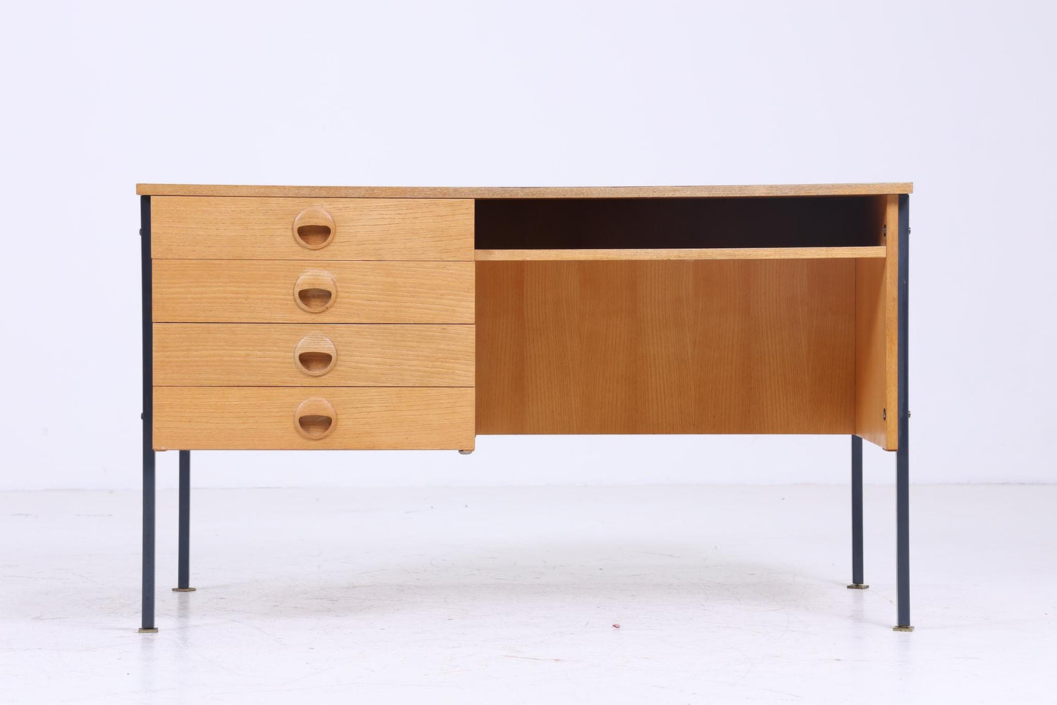 Freistehender Hellerau Schreibtisch 60er Jahre | Mid Century Schubladen Arbeitstisch Bürotisch Tisch Retro Holz