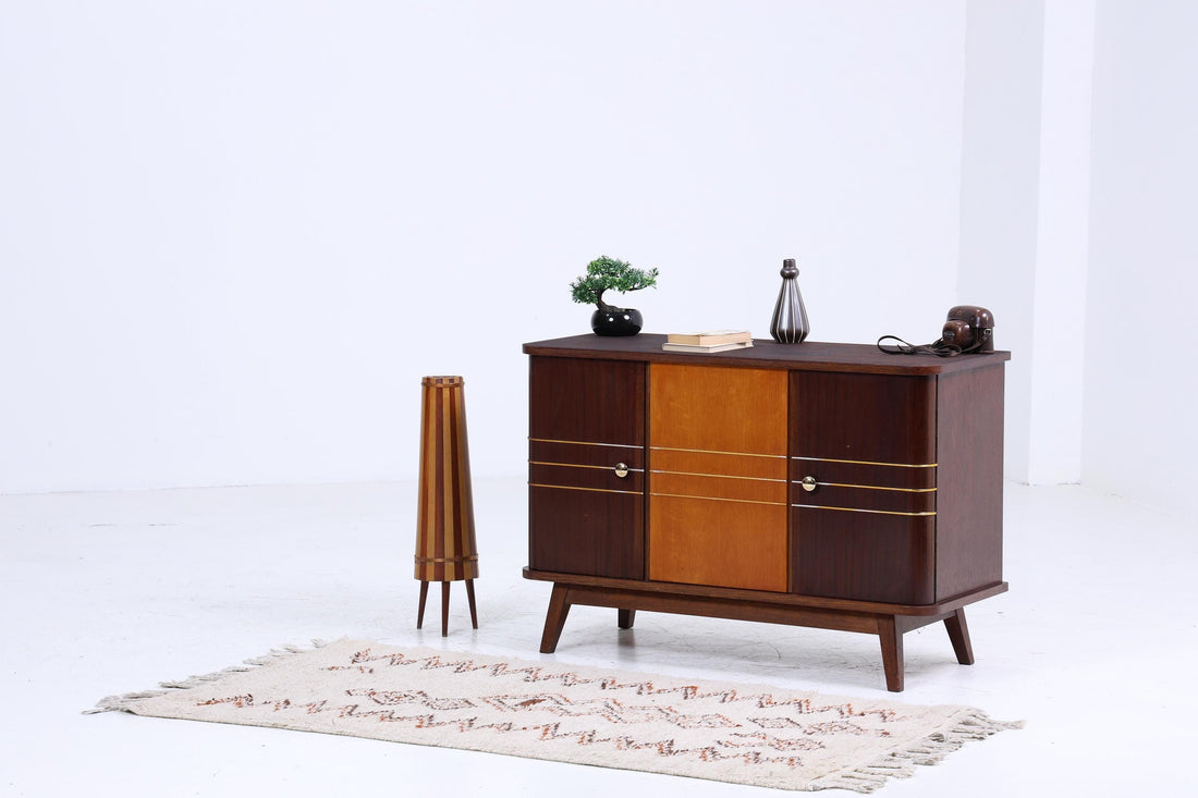 Zeitlose Vintage Kommode 60er | Mid Century Schrank mit Zierleisten Vintage Flur Aufbewahrung