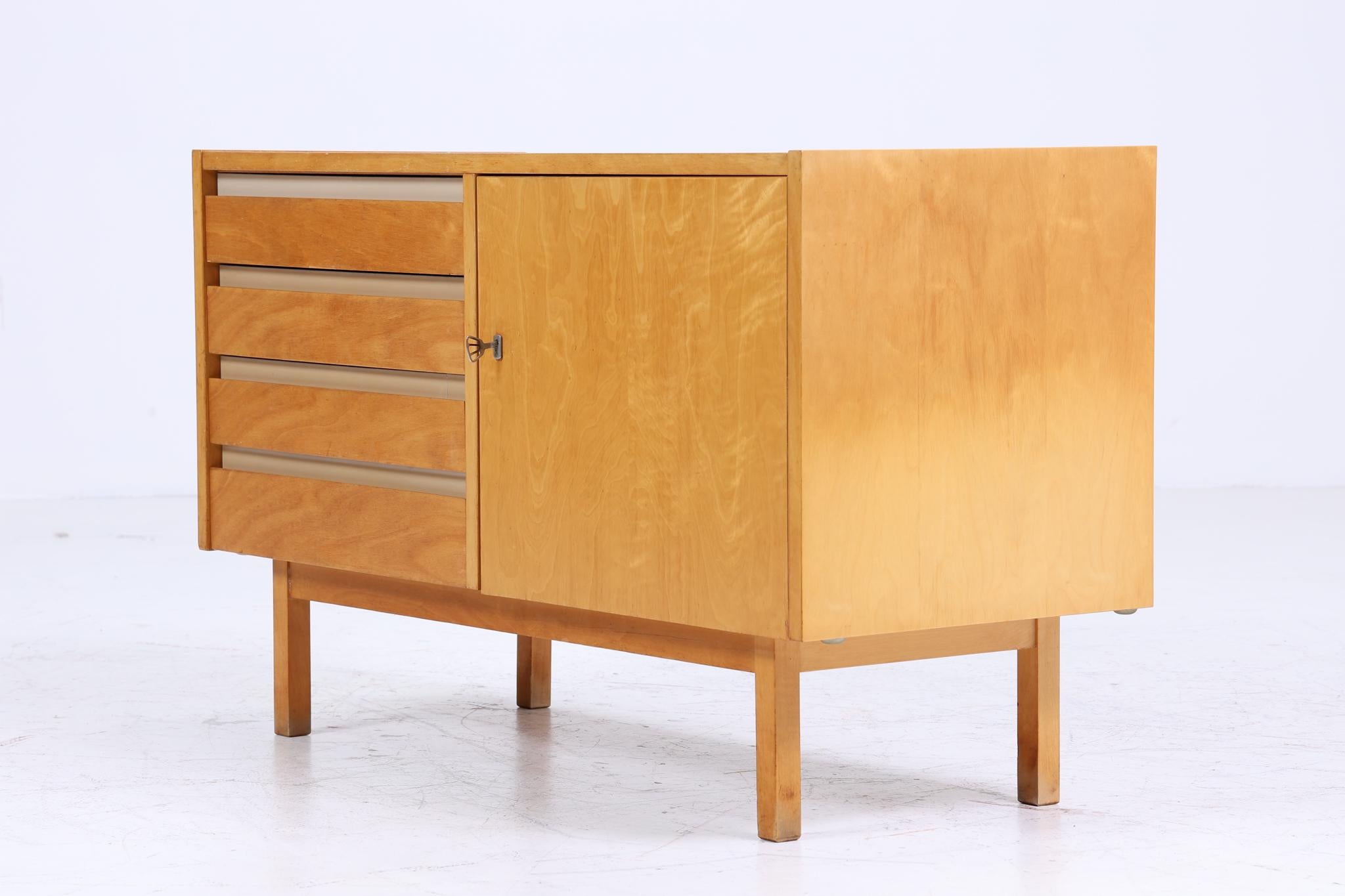 Vintage Hellerau 794/9+16 Kommode aus Birkenholz | Mid Century Schubladen Schrank | Holz Aufbewahrung 2/2