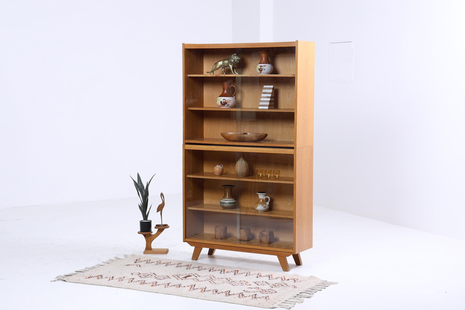 Vintage Vitrine 60er Jahre | Mid Century Glas Schrank Retro Regal Holz Aufbewahrung