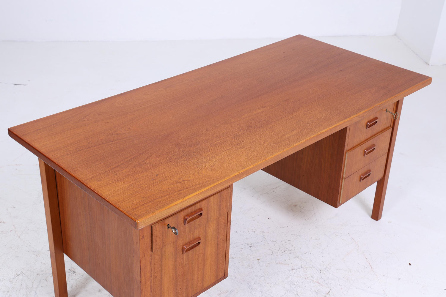 Vintage Teak Schreibtisch | Mid Century 60er Jahre Schubladen Arbeitstisch Bürotisch Tisch Retro Holz