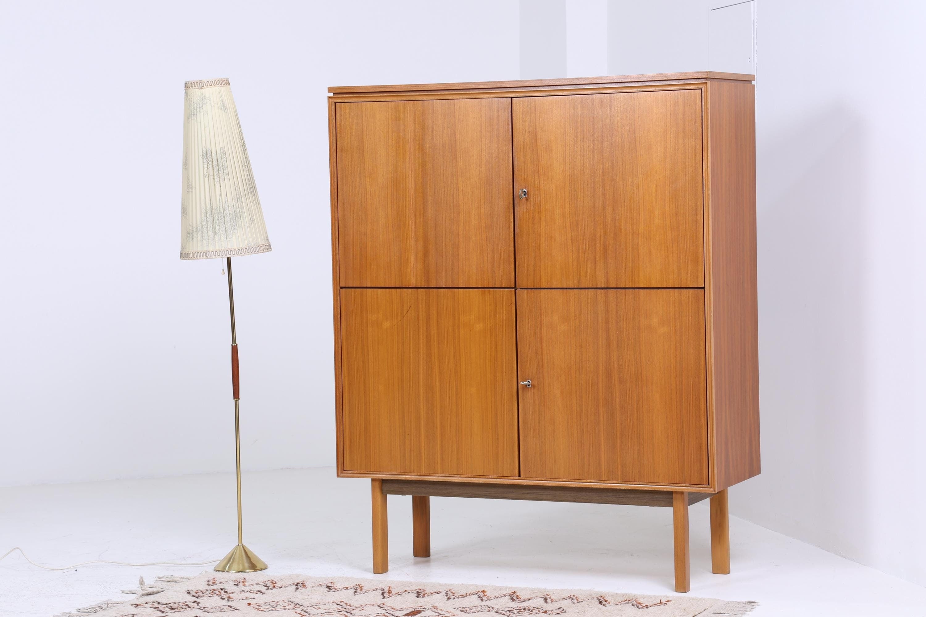 Vintage Nussbaum Schrank 60er Jahre | Mid Century Fächerschrank Retro Holz Aufbewahrung