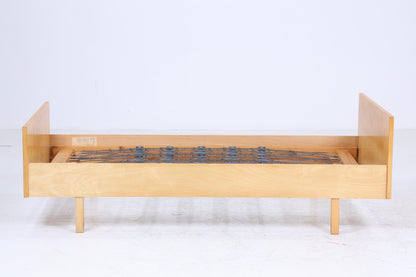 Vintage Bett 60er Jahre | Mid Century Federkernbett Bettgestell Daybed Tagesbett Holz Retro 70er 1/2