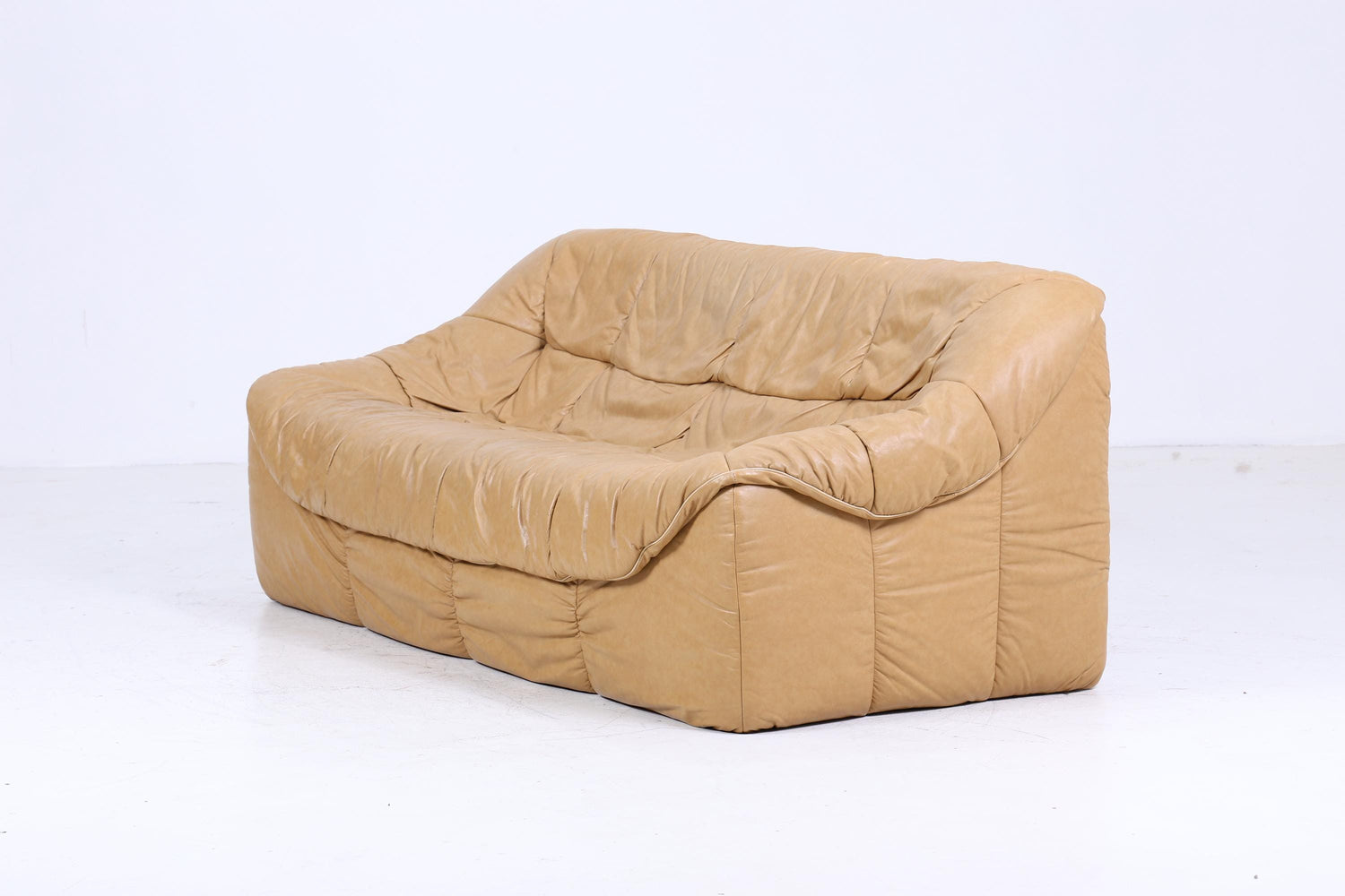 Vintage Leder Sofa 70er Jahre | Couch Beige Retro 70er