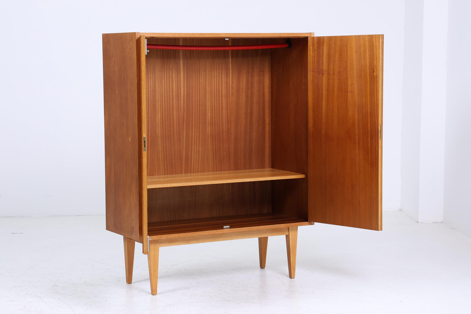 Hellerau Schrank 602/B 60er Jahre | Mid Century Wäscheschrank kleiner Kleiderschrank Vintage Fächerschrank Retro 70er