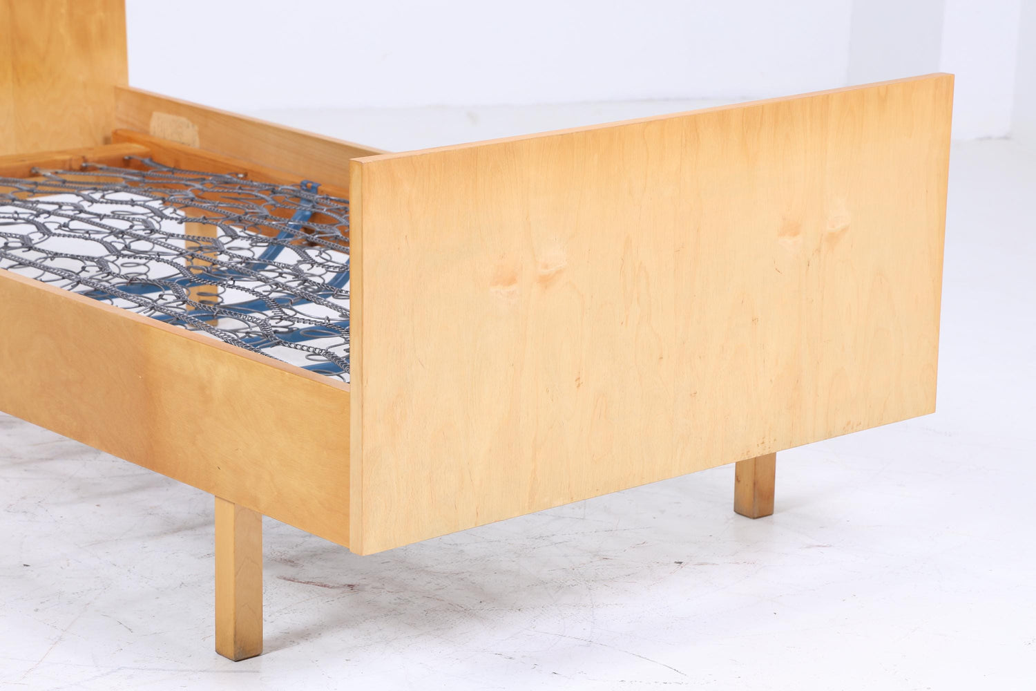 Vintage Bett 60er Jahre | Mid Century Federkernbett Bettgestell Daybed Tagesbett Holz Retro 70er 2/2