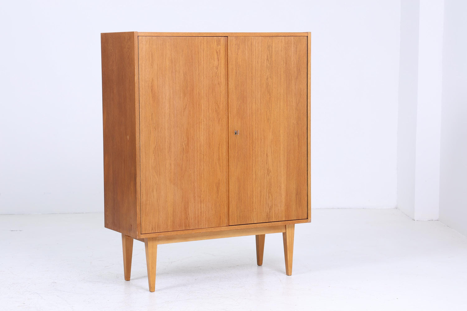 Hellerau Schrank 602/B 60er Jahre | Mid Century Wäscheschrank kleiner Kleiderschrank Vintage Fächerschrank Retro 70er