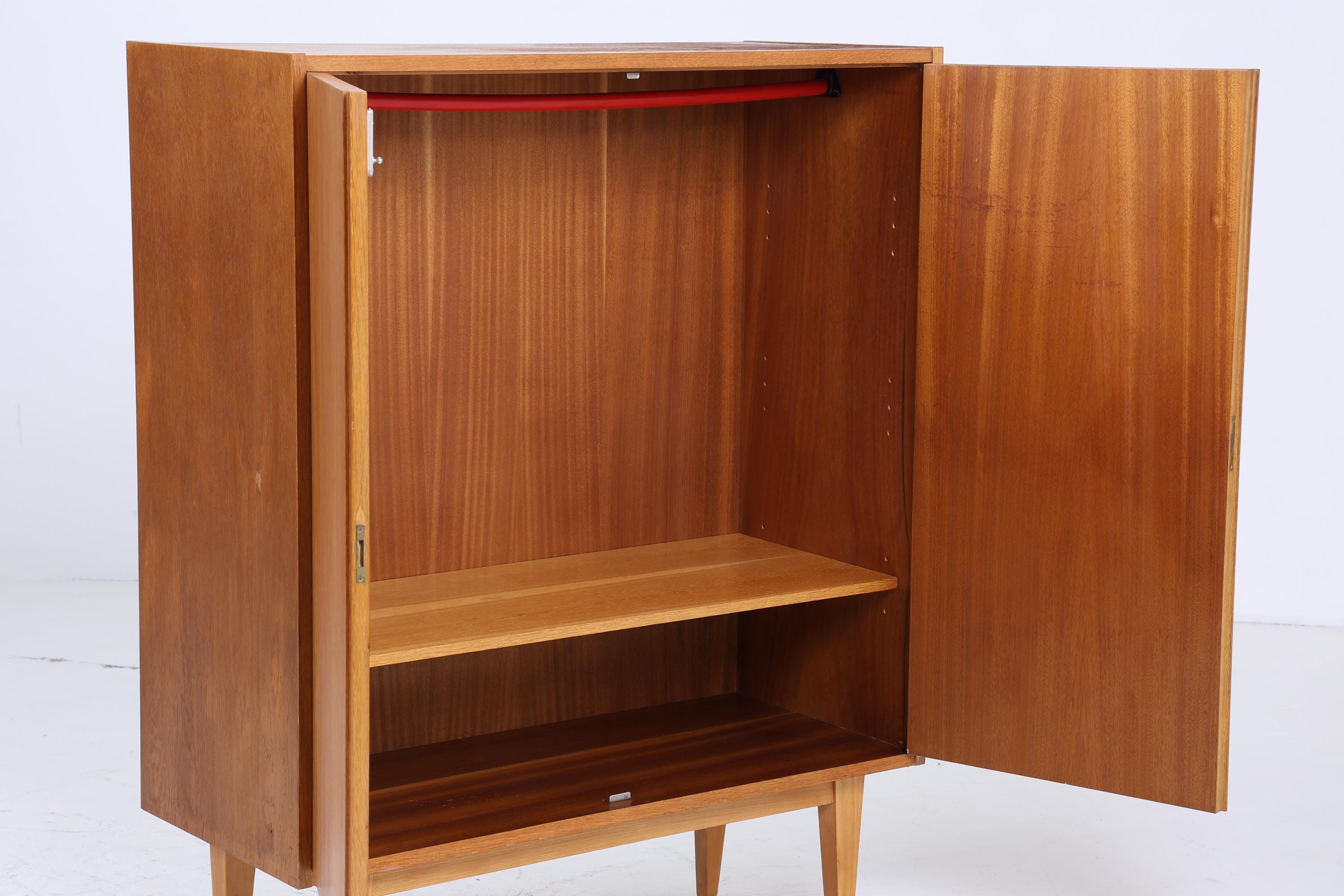 Hellerau Schrank 602/B 60er Jahre | Mid Century Wäscheschrank kleiner Kleiderschrank Vintage Fächerschrank Retro 70er