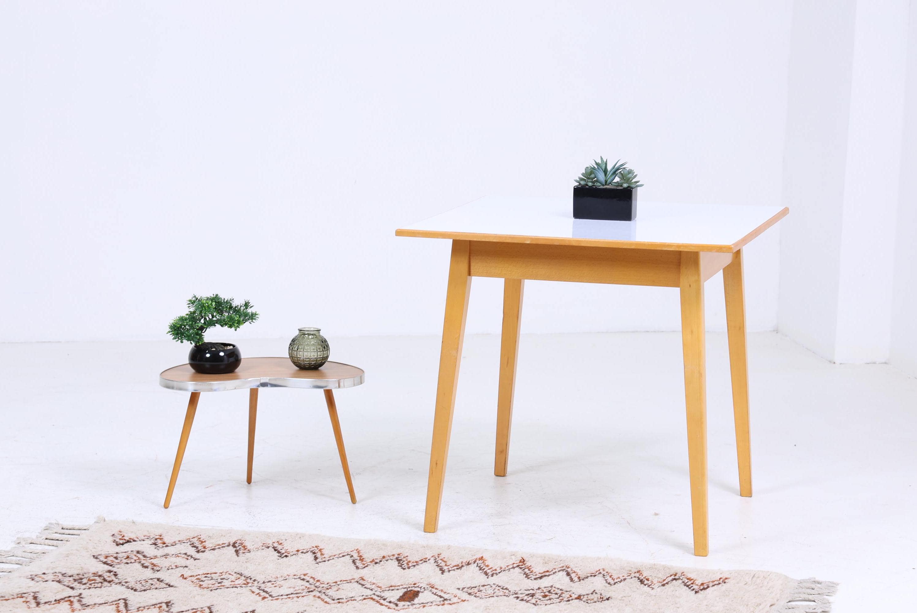 Kleiner Vintage Küchentisch 60er Jahre | Mid Century Esstisch Tisch Retro 70er Holz Resopal
