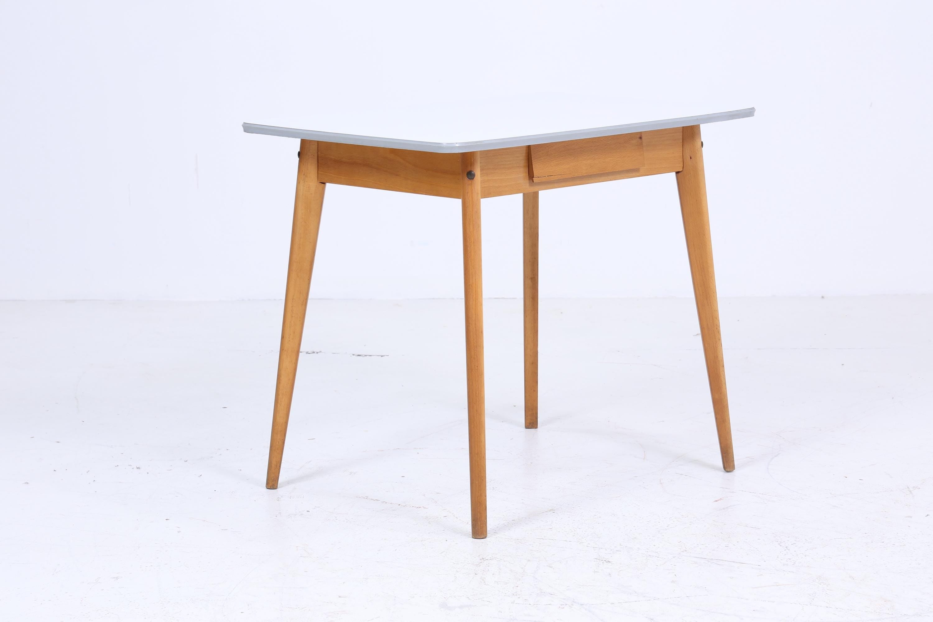 Klassischer Vintage Küchentisch 60er Jahre | Mid Century Esstisch Tisch Retro 70er Holz Resopal Schublade