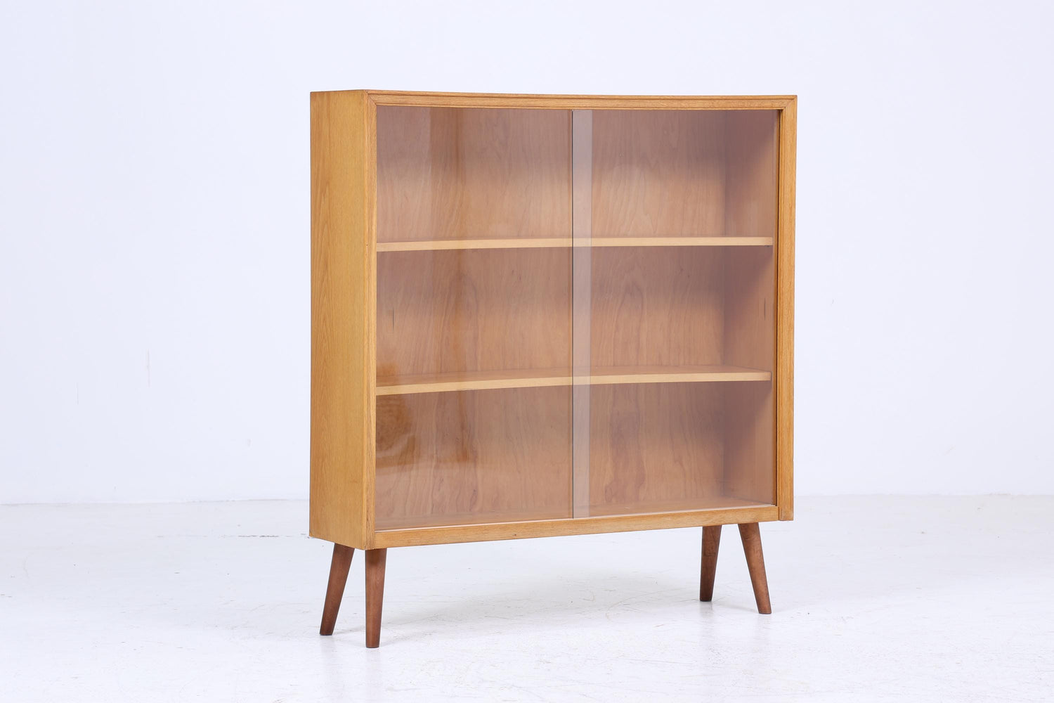 Vintage Kommode mit Glastüren 60er Jahre | Mid Century Vitrine Flur Schrank | Retro 70er Holz 2/2