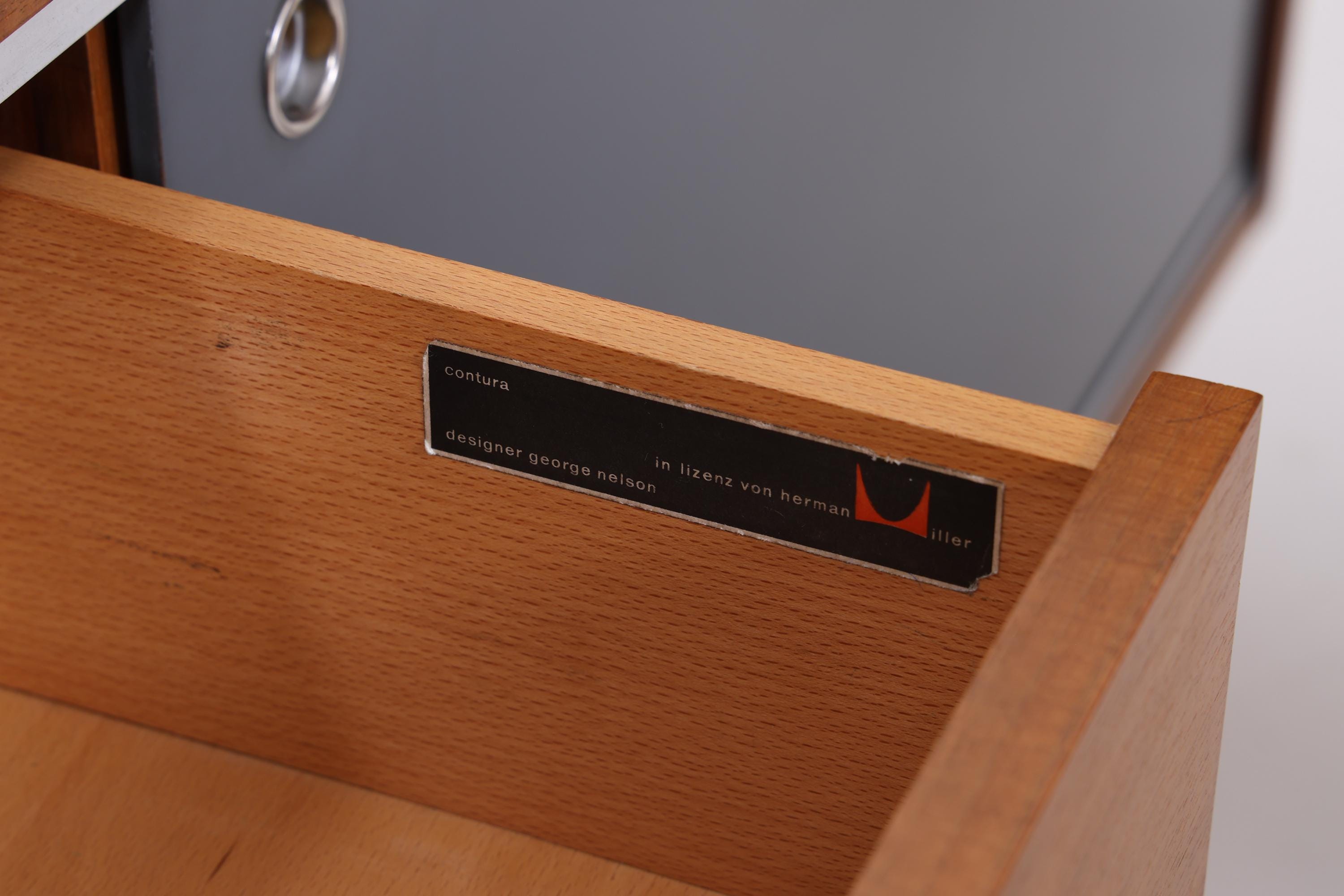 Vintage desk by Hermann Miller for George Nelson | Mid Century work table sideboard free corner retro wood design 60s