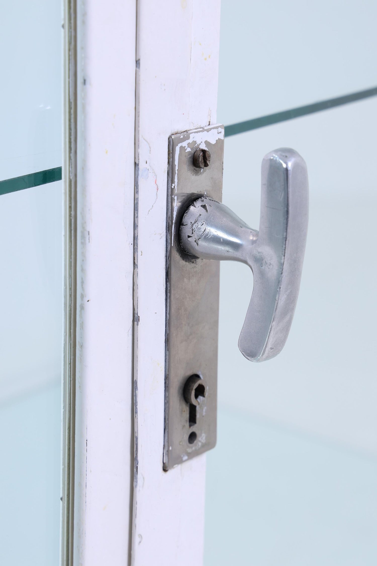 Großer Vintage Medizinschrank 40er Jahre | Mid Century Glas Schrank | Vitrine  Aufbewahrung