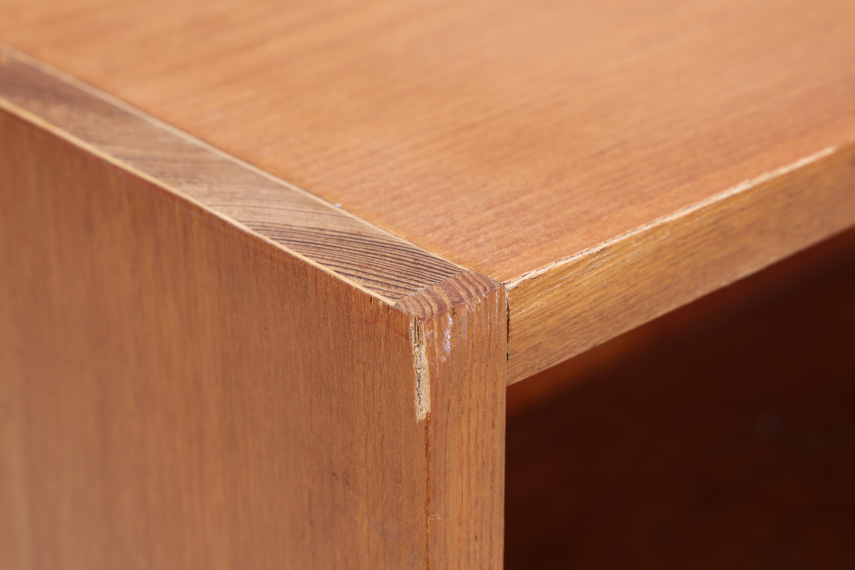 Offene Vintage Hellerau Kommode aus Esche | Mid Century Schrank Vintage Flur Aufbewahrung Retro Holz 60er 70er Jahre