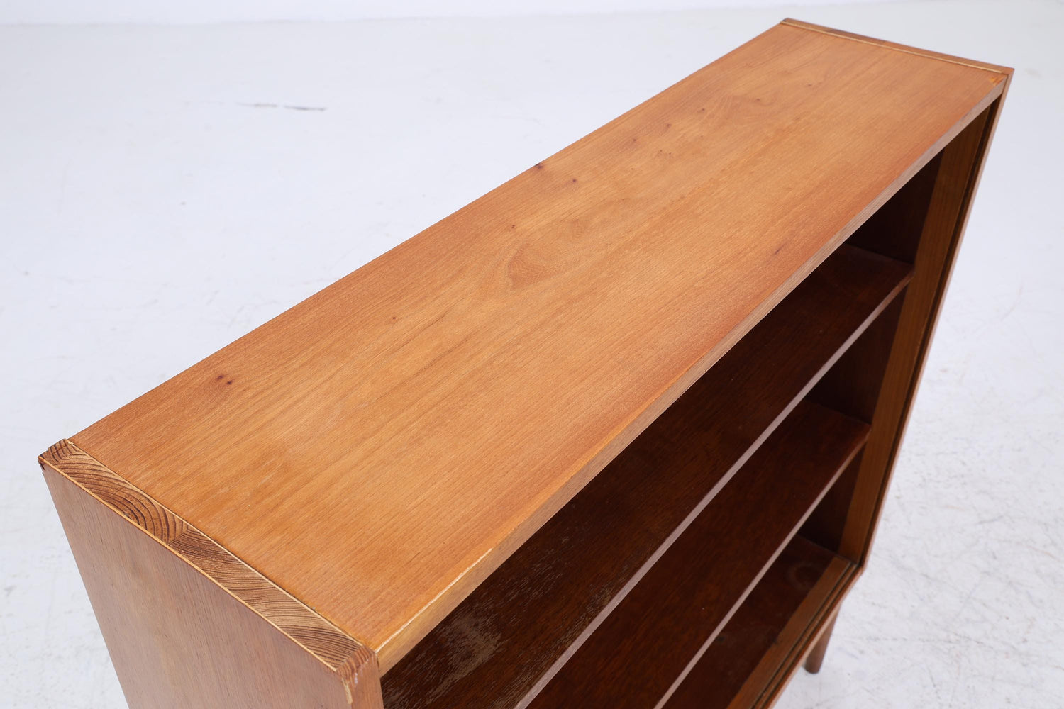 Offene Vintage Hellerau Kommode aus Esche | Mid Century Schrank Vintage Flur Aufbewahrung Retro Holz 60er 70er Jahre