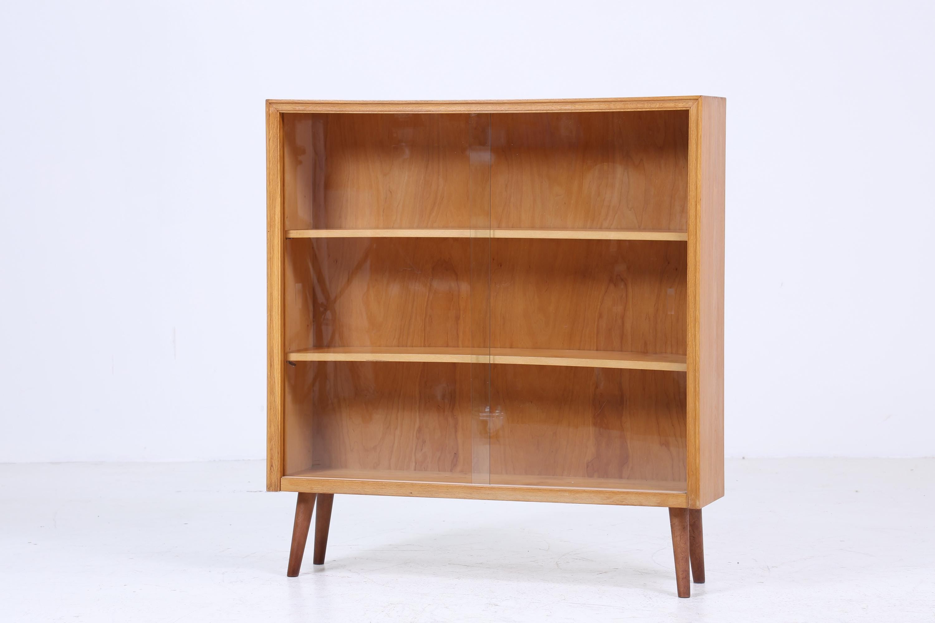 Vintage Kommode mit Glastüren 60er Jahre | Mid Century Vitrine Flur Schrank | Retro 70er Holz 2/2