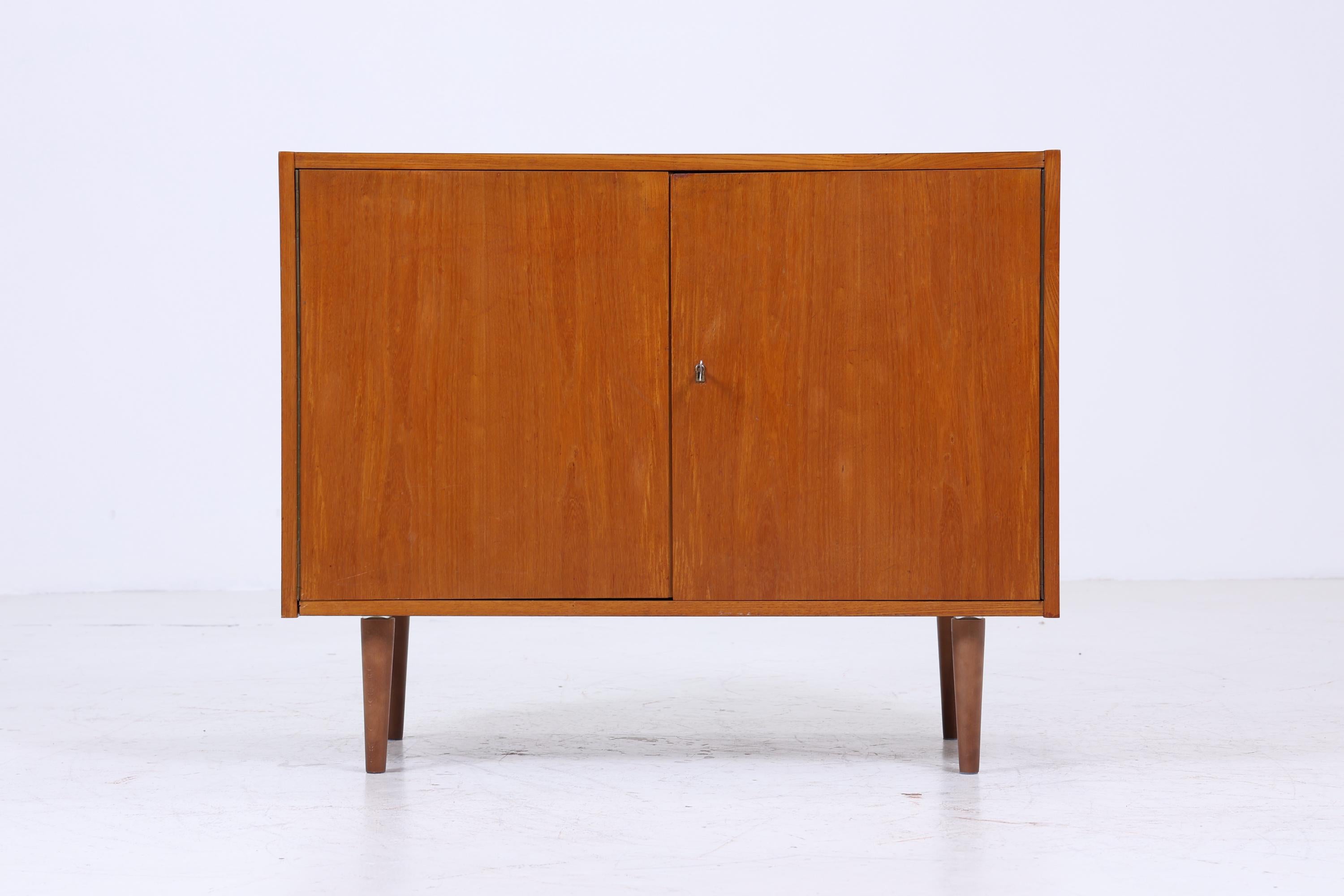 Vintage Kommode 60er Jahre | Mid Century Schrank aus Esche | Retro Holz Aufbewahrung