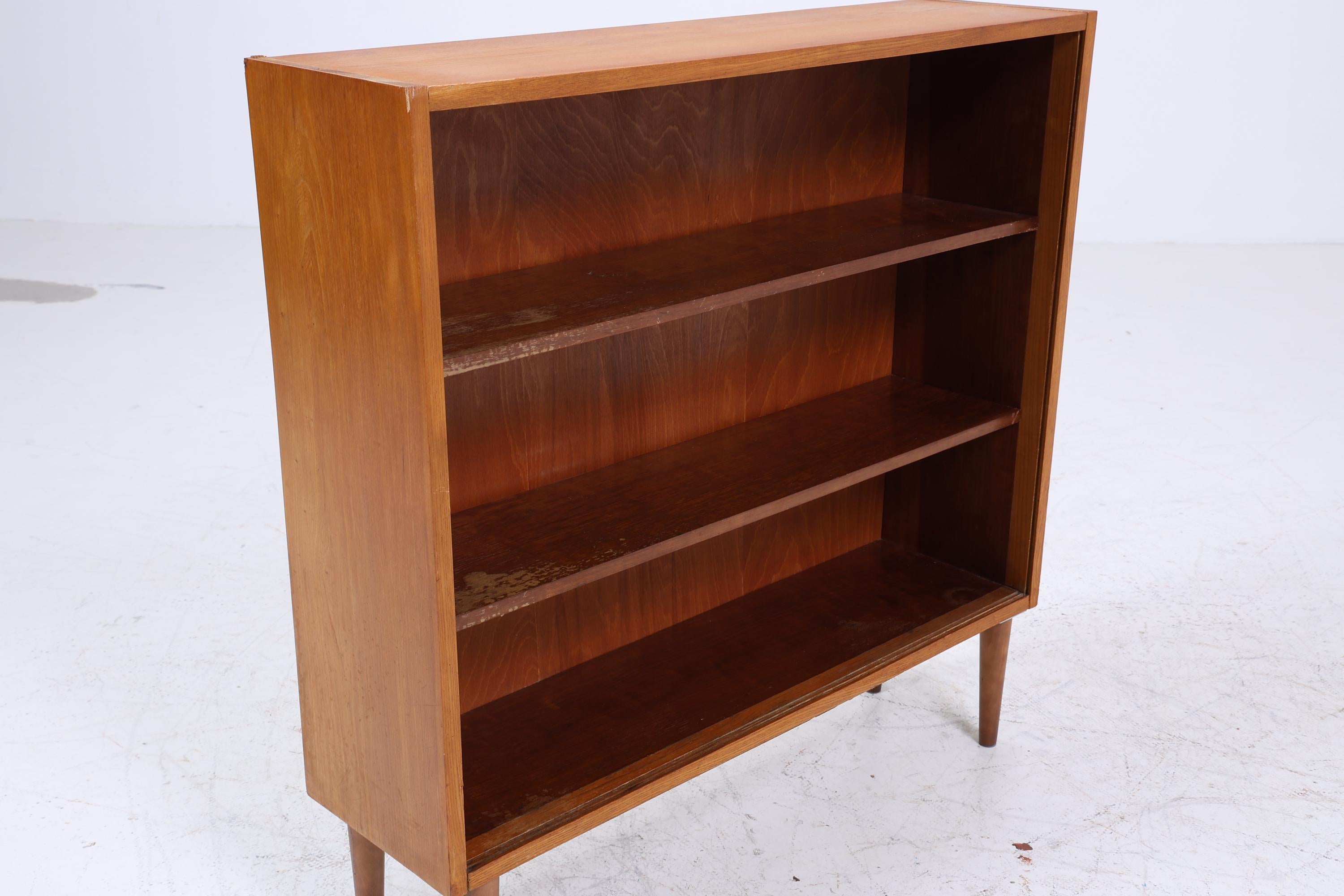 Offene Vintage Hellerau Kommode aus Esche | Mid Century Schrank Vintage Flur Aufbewahrung Retro Holz 60er 70er Jahre