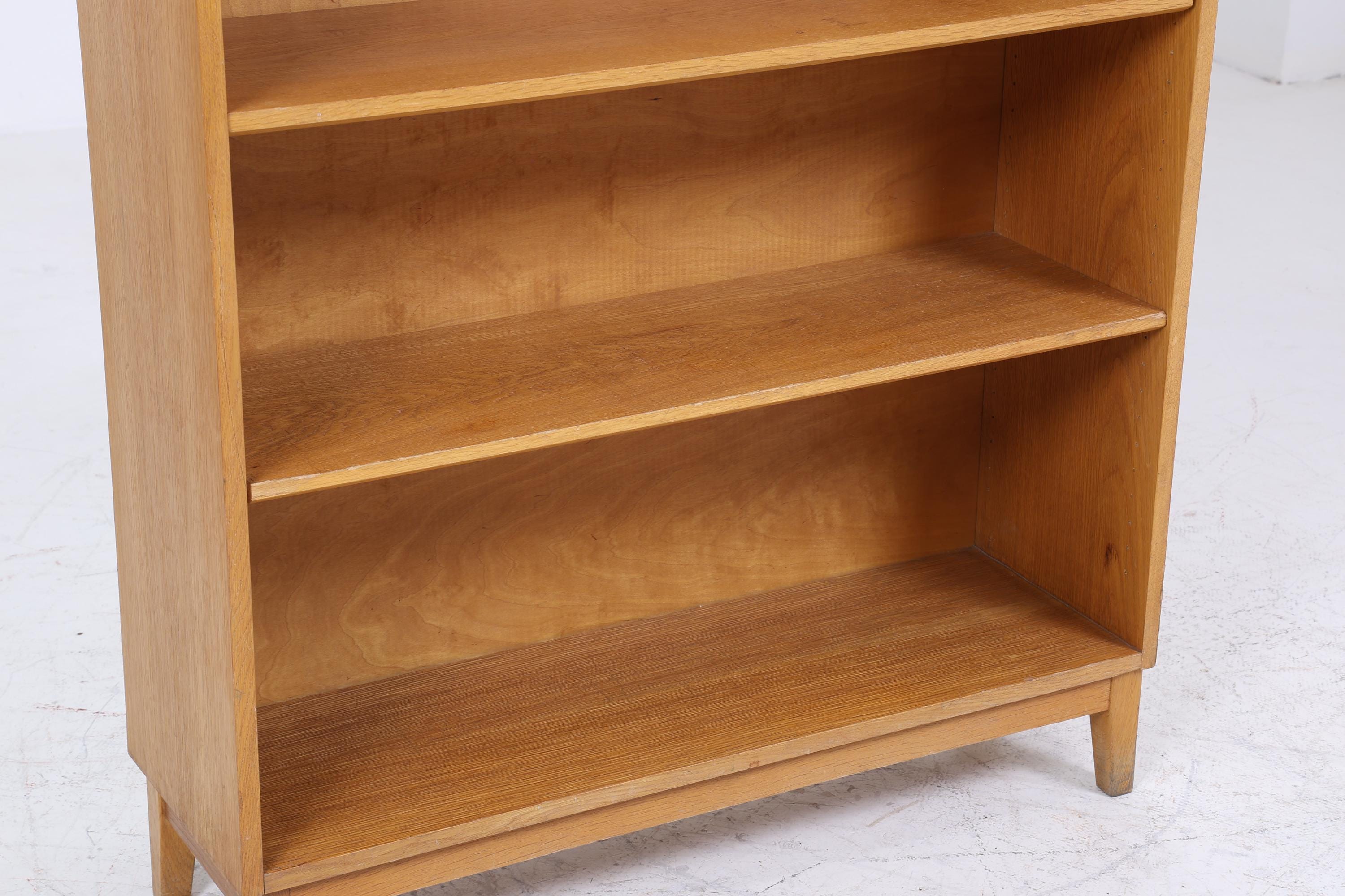 Vintage Bücherregal aus den 60ern | Mid Century Regal aus Eiche | Retro Regal Holz Aufbewahrung