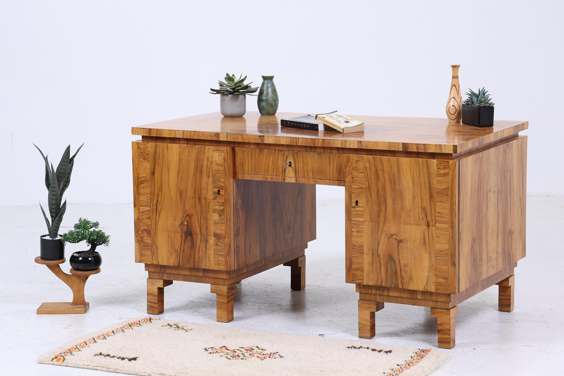 Art Déco Schreibtisch 1920er Original | Antiker Nussbaum Bürotisch | Vintage Executive Desk aus Holz | Mid Century Office Furniture