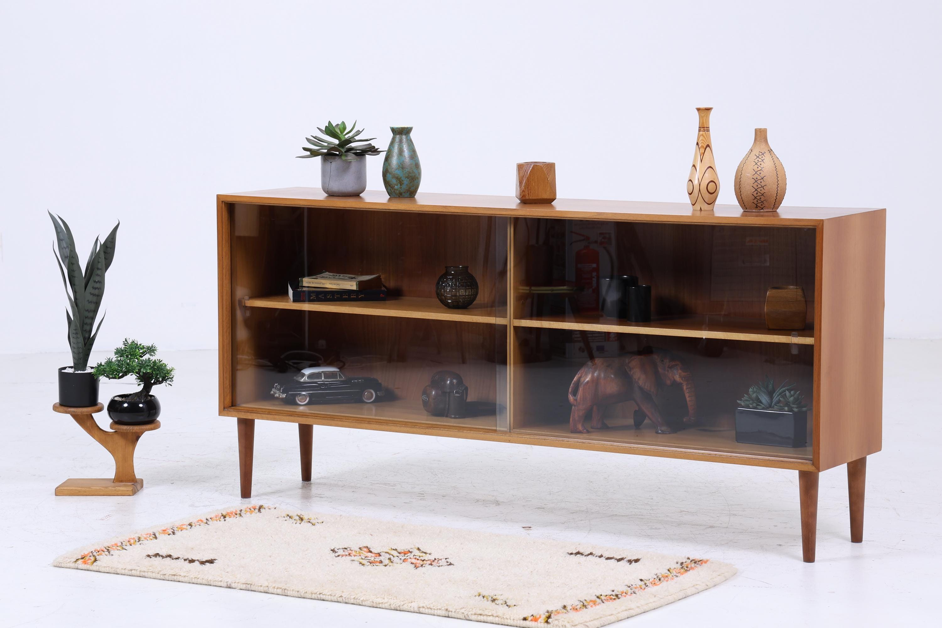 Vintage Glas Sideboard 60er Jahre |  Platon Serie by Lothar Wegner -  Mid Century Vitrine Holz Design 2/4