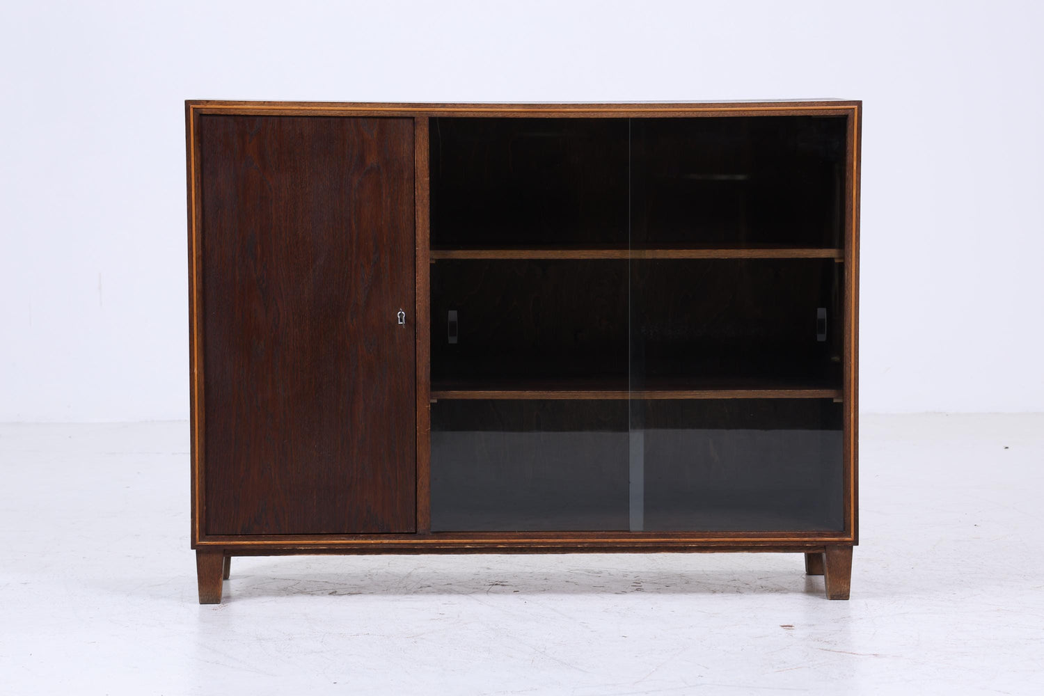 Dunkle Vintage Kommode mit Glastüren 60er Jahre | Mid Century Vitrine Flur Schrank | Retro 70er Holz