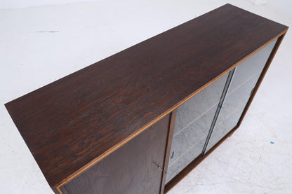 Dunkle Vintage Kommode mit Glastüren 60er Jahre | Mid Century Vitrine Flur Schrank | Retro 70er Holz