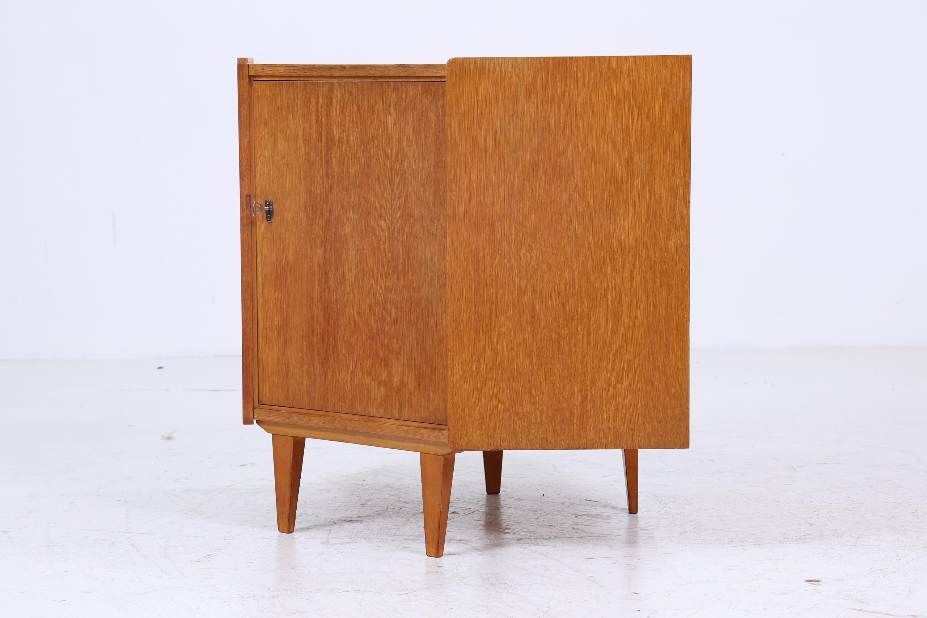Vintage Eiche Eckkommode 60er Jahre | Mid Century Kommode Schrank Retro 70er Holz Aufbewahrung
