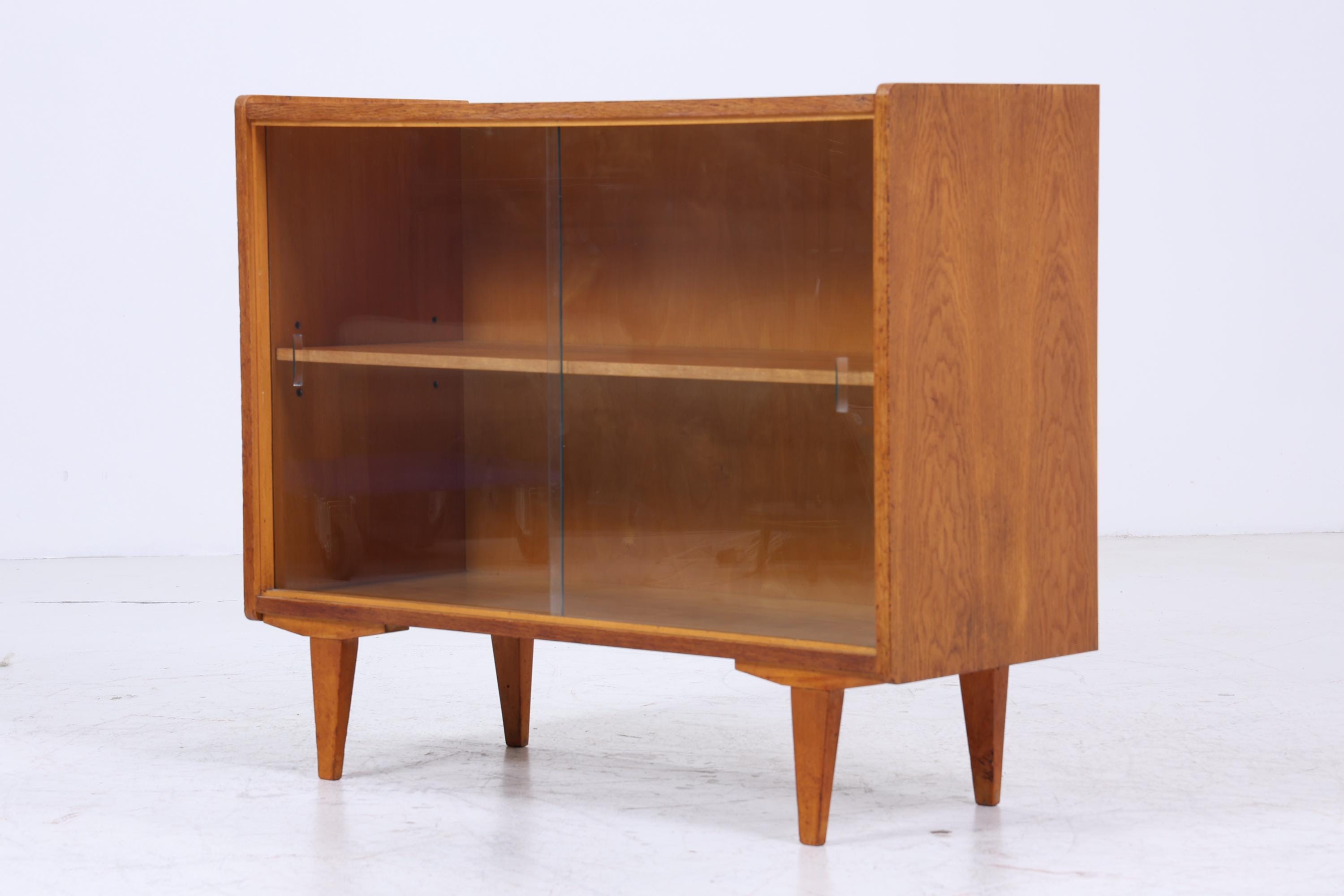 Vintage Kommode mit Glastüren 60er Jahre | Mid Century Vitrine Flur Schrank | Retro 70er Holz