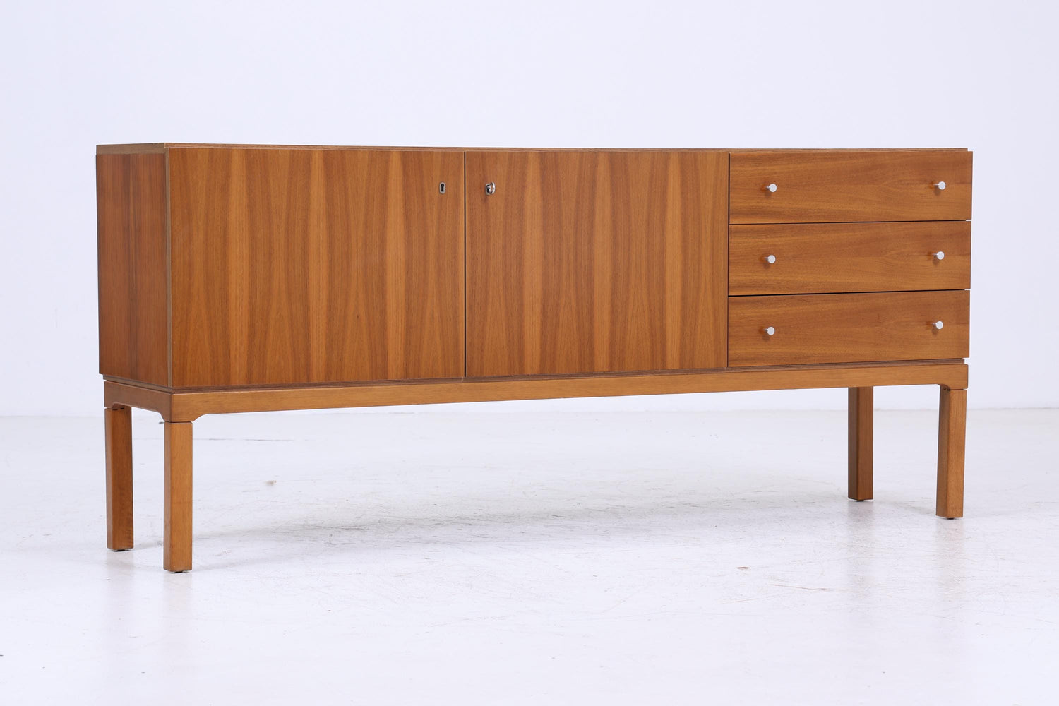Vintage Nussbaum Palette Sideboard 60er Jahre | Mid Century TV Board mit Fächern &amp; Schubladen Retro Holz Aufbewahrung