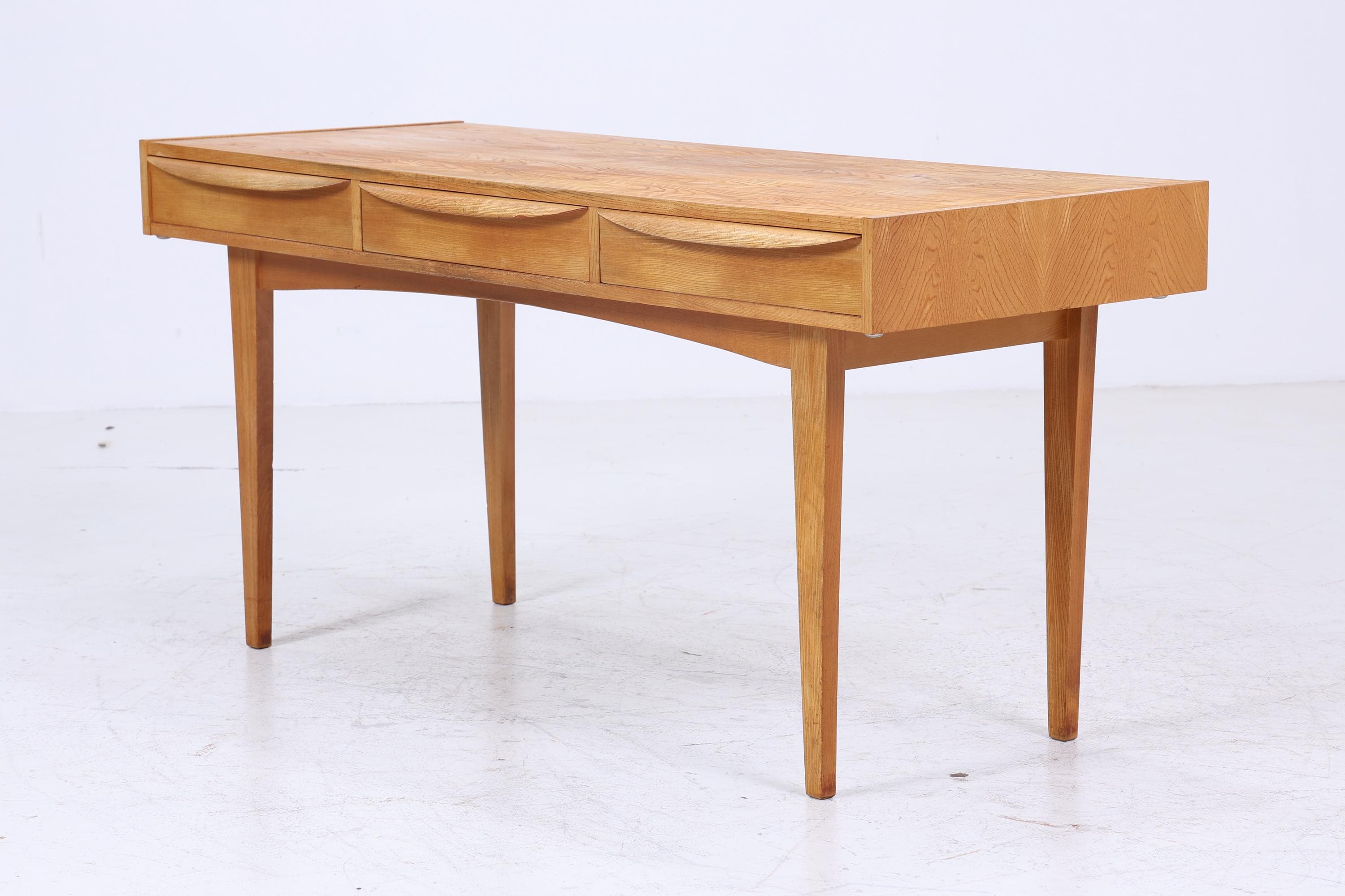 Wunderschöner Vintage Hellerau Schreibtisch der Serie 602 | Mid Century 60er Jahre Schubladen Arbeitstisch Bürotisch Tisch Retro Holz