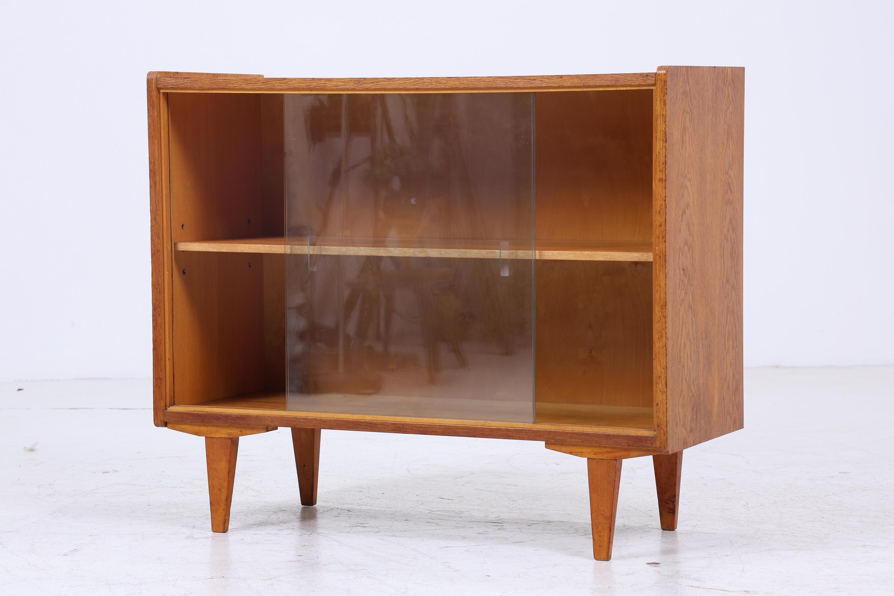 Vintage Kommode mit Glastüren 60er Jahre | Mid Century Vitrine Flur Schrank | Retro 70er Holz