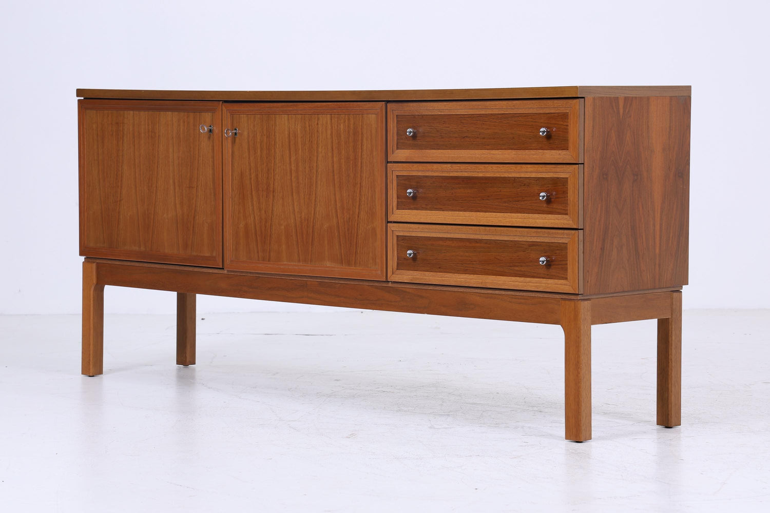 Vintage Nussbaum Palette Sideboard 60er Jahre | Mid Century TV Board mit Fächern &amp; Schubladen Retro Holz Aufbewahrung