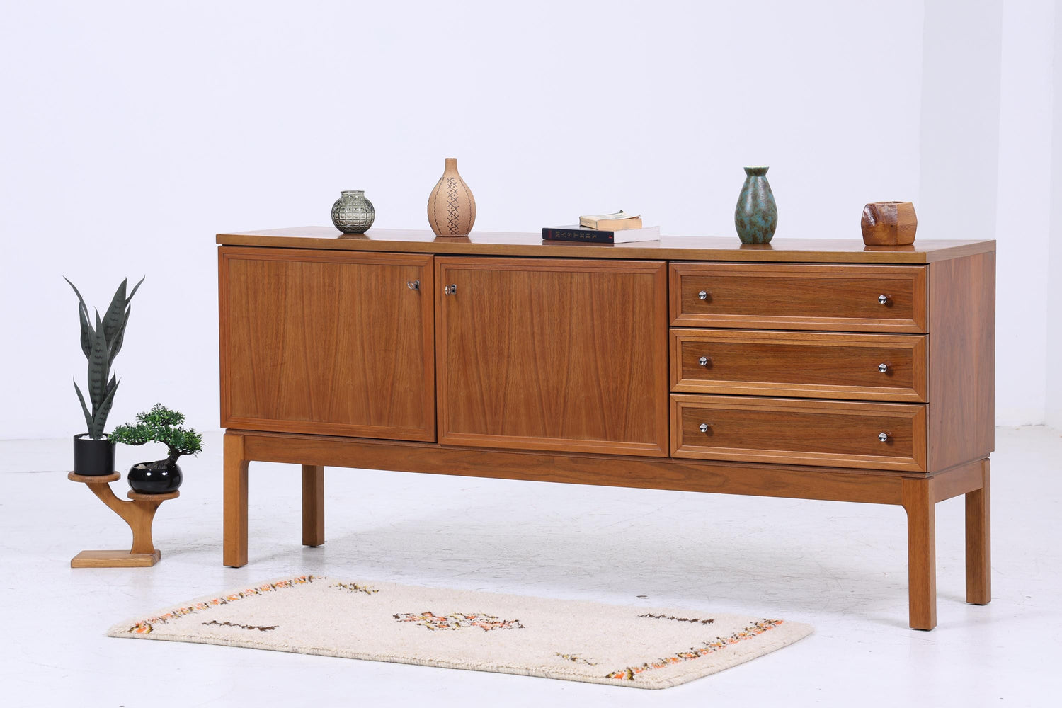 Vintage Nussbaum Palette Sideboard 60er Jahre | Mid Century TV Board mit Fächern &amp; Schubladen Retro Holz Aufbewahrung