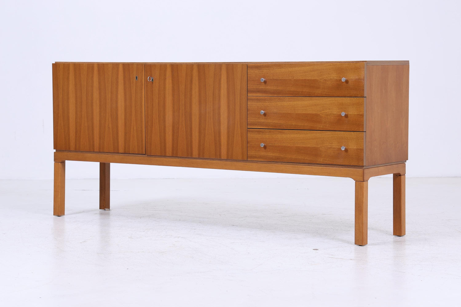 Vintage Nussbaum Palette Sideboard 60er Jahre | Mid Century TV Board mit Fächern &amp; Schubladen Retro Holz Aufbewahrung
