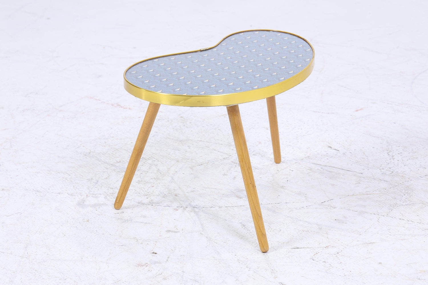 Vintage Nierentisch mit Pfauen Muster | Mid Century Blumentisch | Beistelltische Blau 60er Jahre