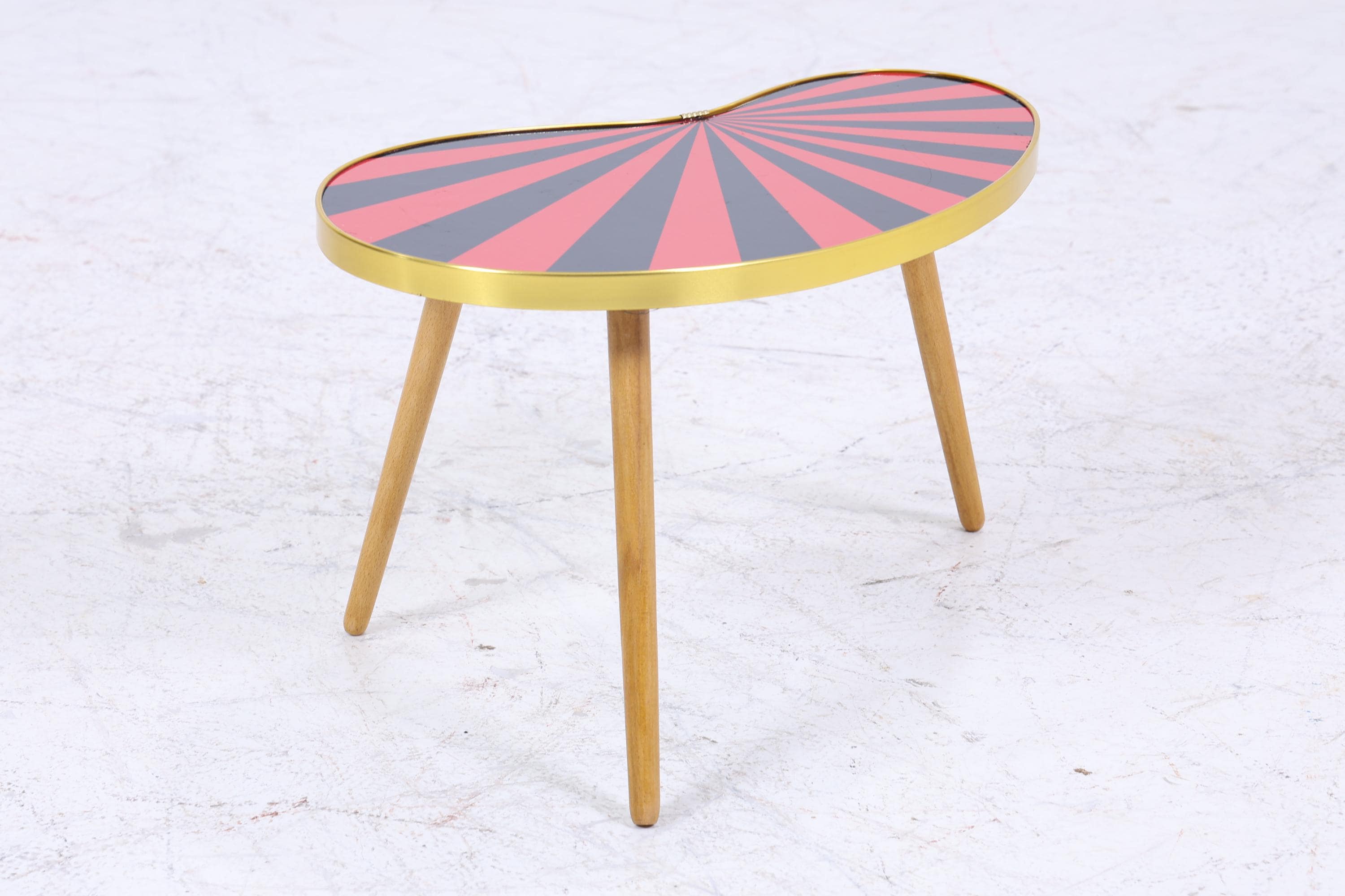Vintage Nierentisch mit Muster | Mid Century Blumentisch | Beistelltische Schwarz Rot 60er Jahre