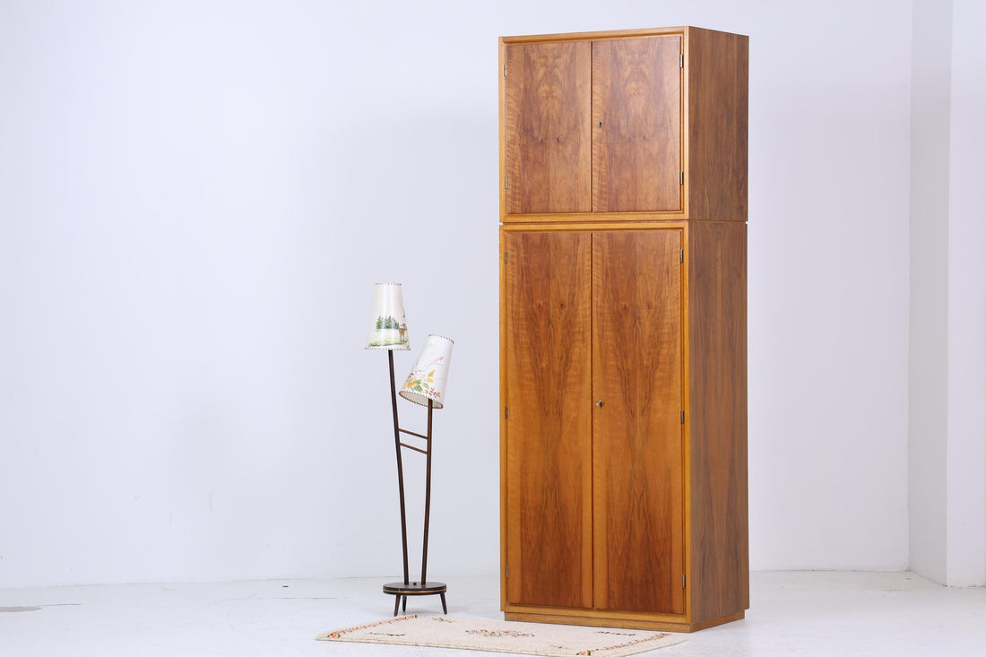Wunderschöner Vintage Kleiderschrank | Mid Century Wäscheschrank | 60er Jahre Schrank | mit Kleiderstange &amp; Fächern