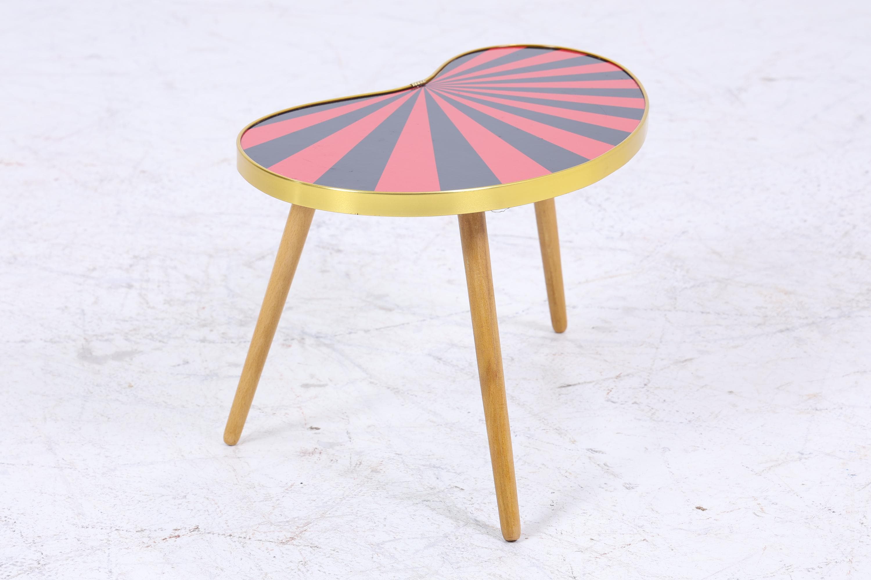 Vintage Nierentisch mit Muster | Mid Century Blumentisch | Beistelltische Schwarz Rot 60er Jahre